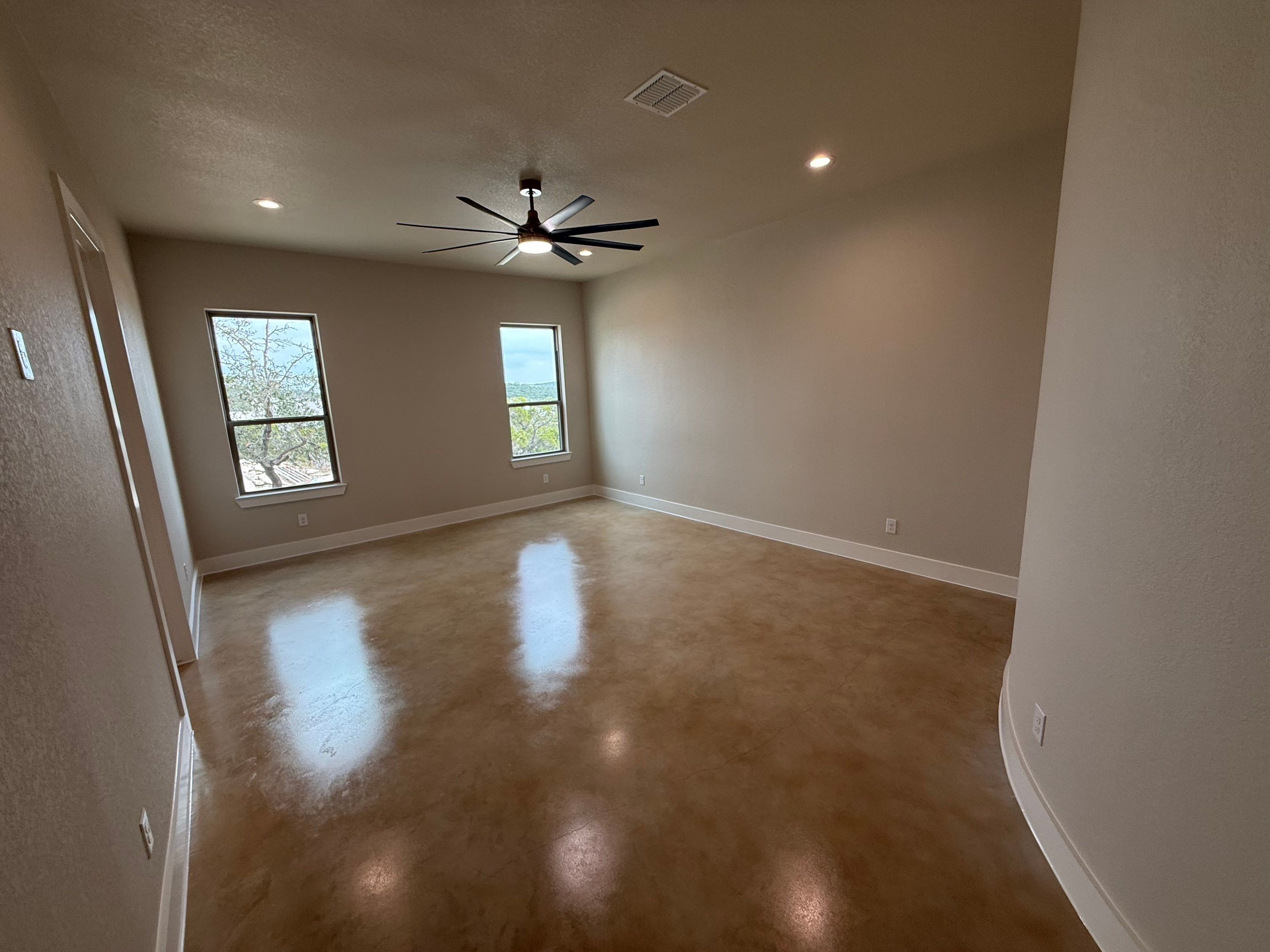 Custom Residential Construction and Interior Finishes in Bulverde by Roaring Lion Renovation, LLC