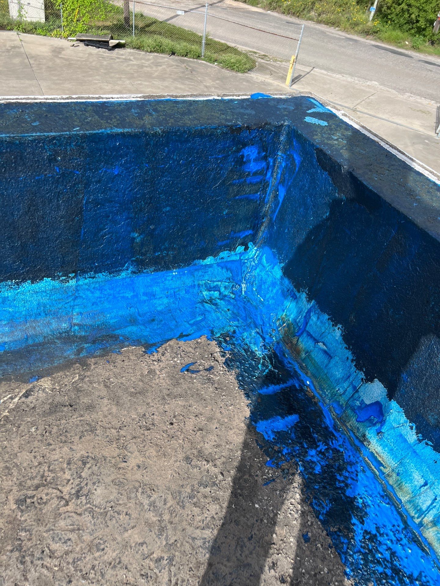 Dirty leaking Gravel Roof by Bayfront Roofing and Construction
