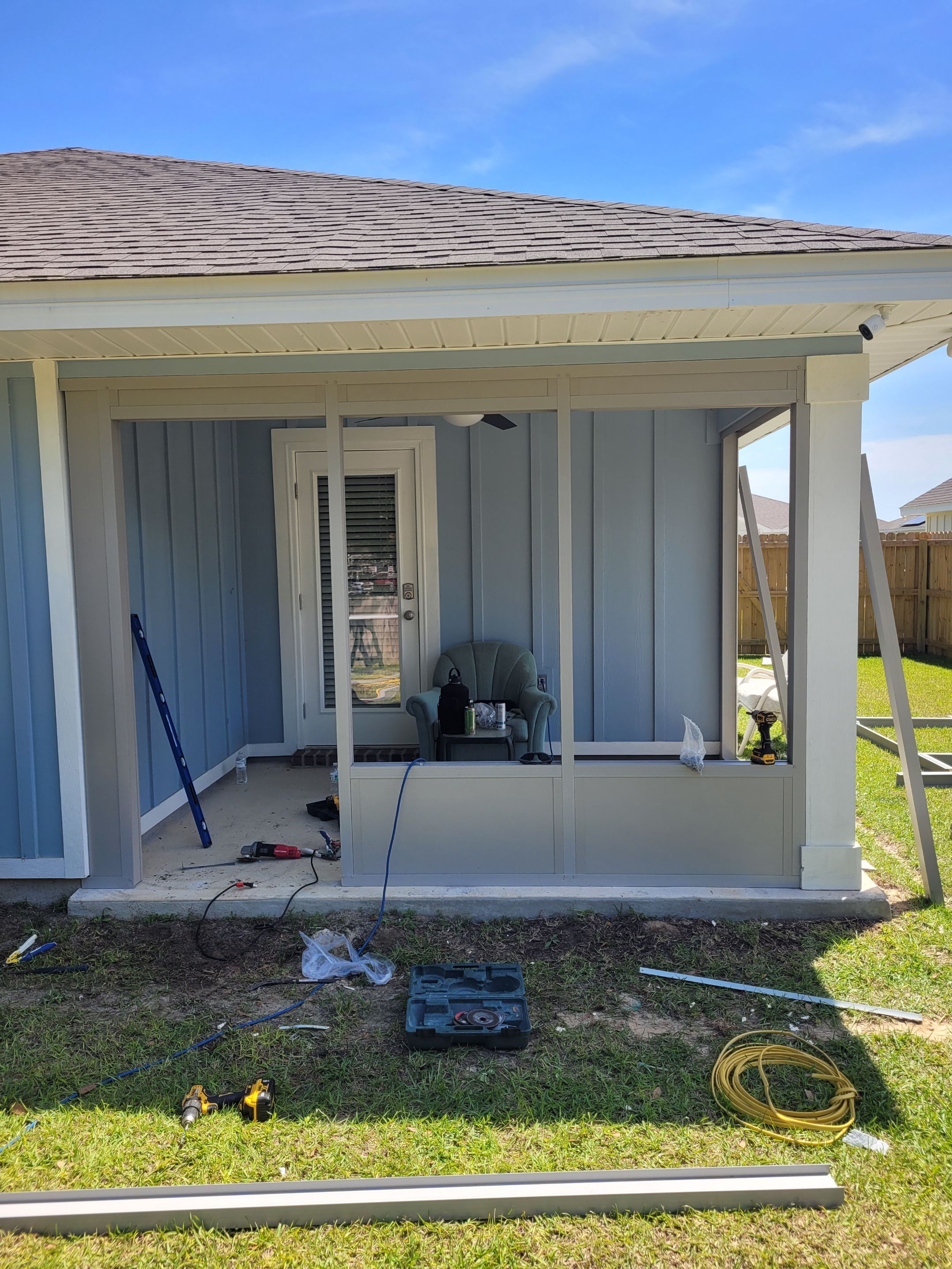 Screen Under Glass Room in Crestview by Titan Sunrooms