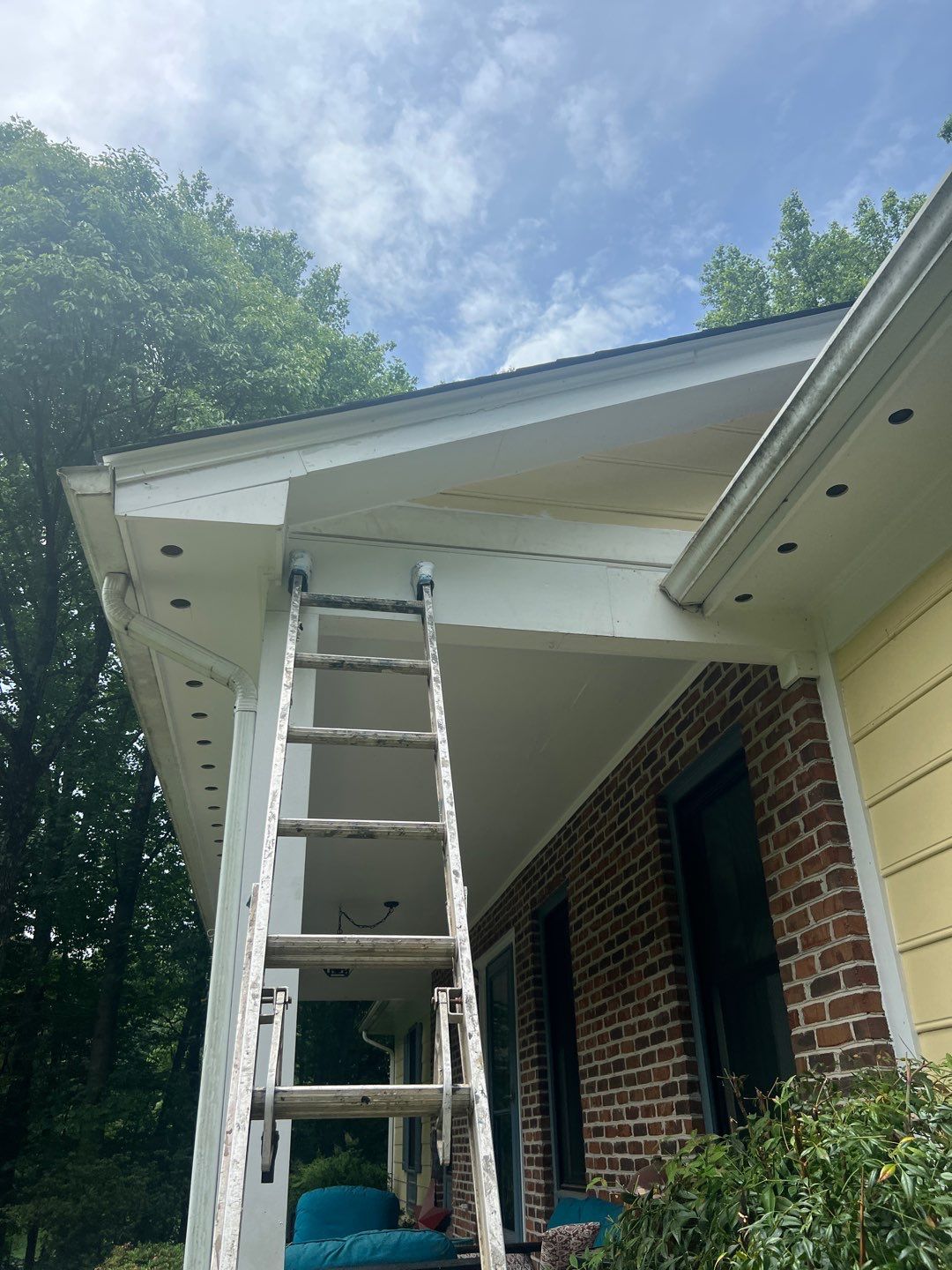 Oakton: Roof Replacement With CertainTeed Landmark Designer Shingles in Pewter by RM Banning, Inc.