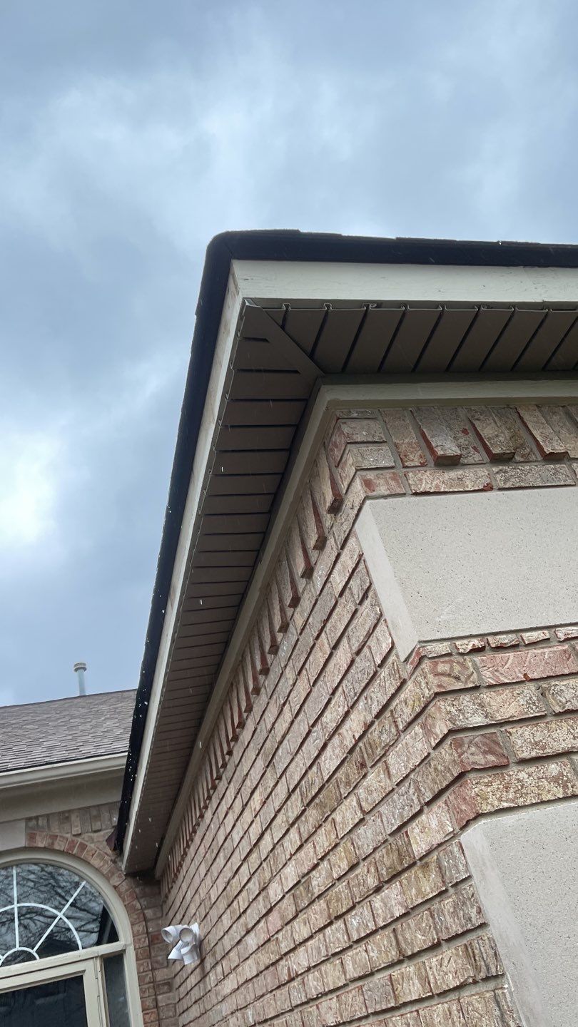 Siding Replacement using CertainTeed Restoration Classic D5 by 180 Contractors
