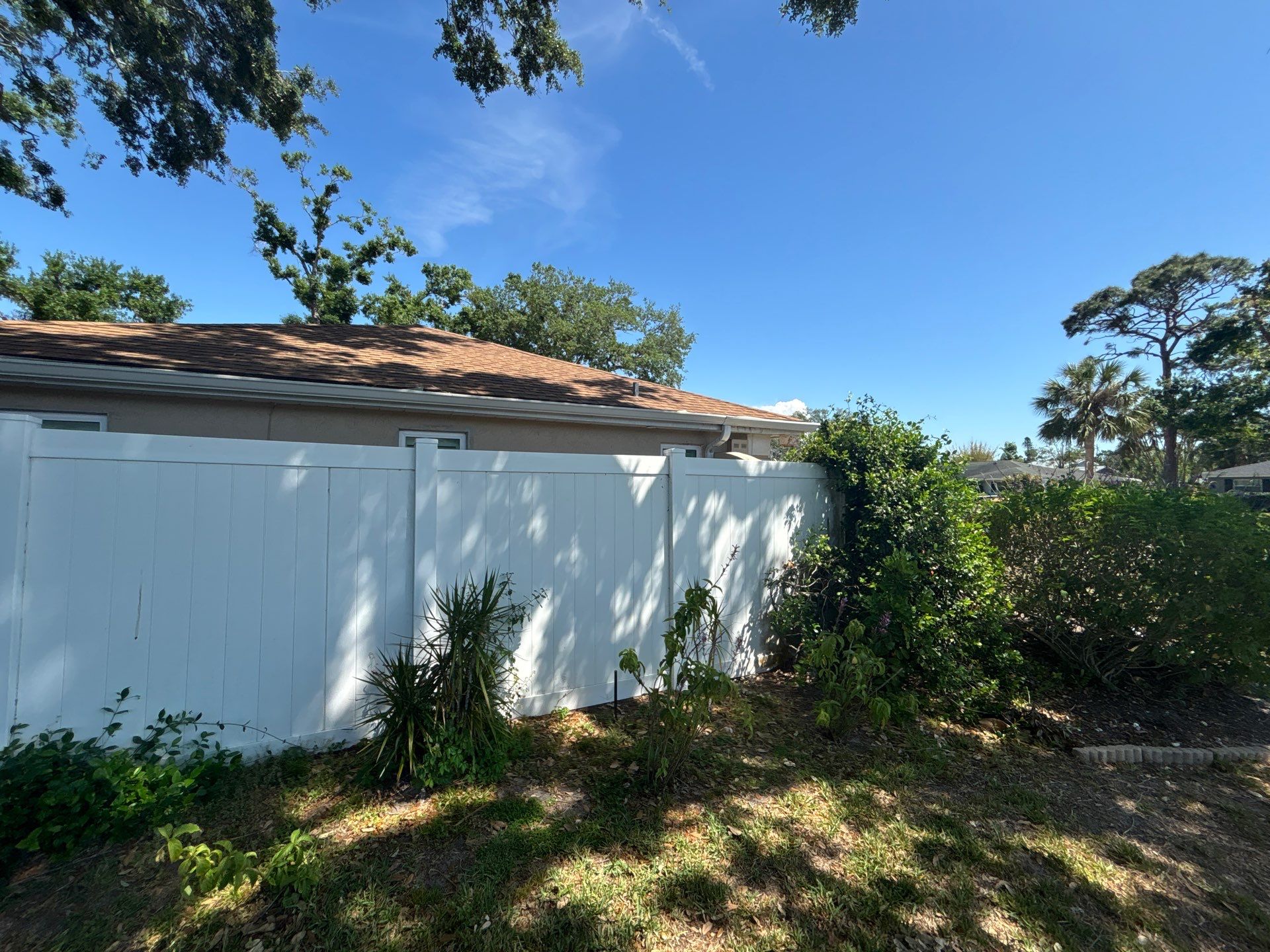 Aluminum Seamless Gutters in Sarasota FL by Gutter Professors