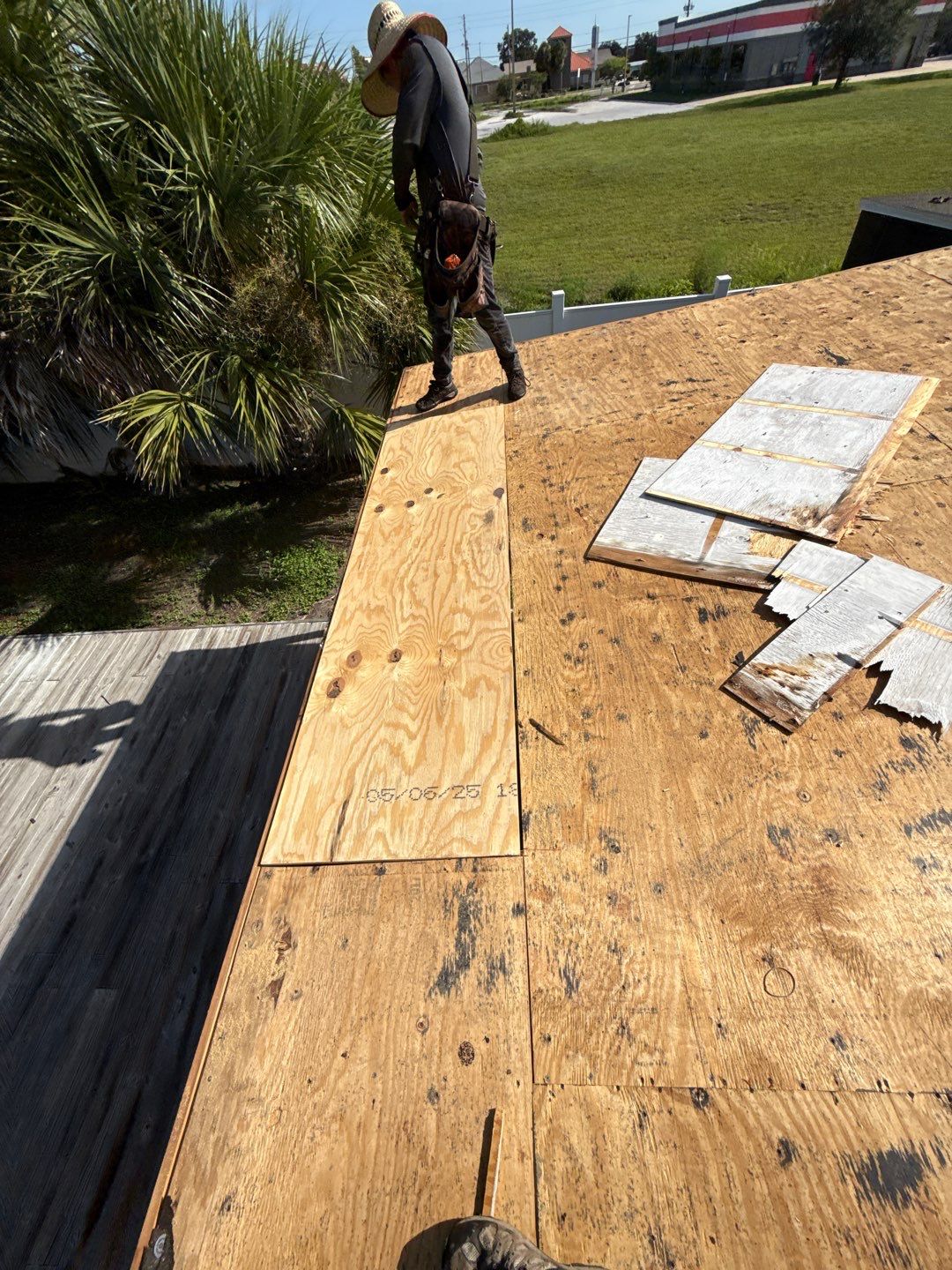 Project in Seminole 33772 by Mitchell Roofing Company LLC 
