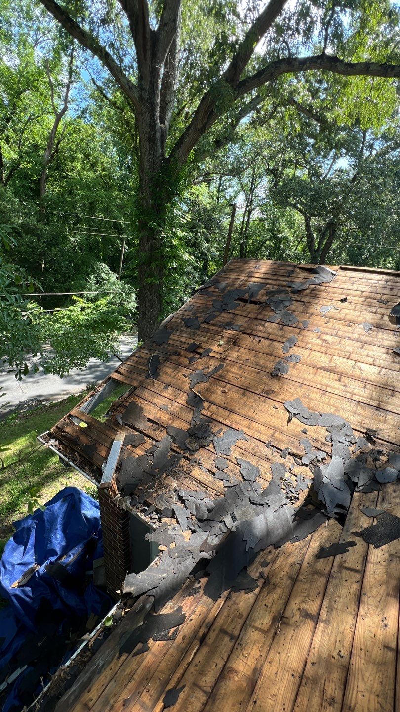 Tight Budget quality Residential Roof Installation by Roof Bullies