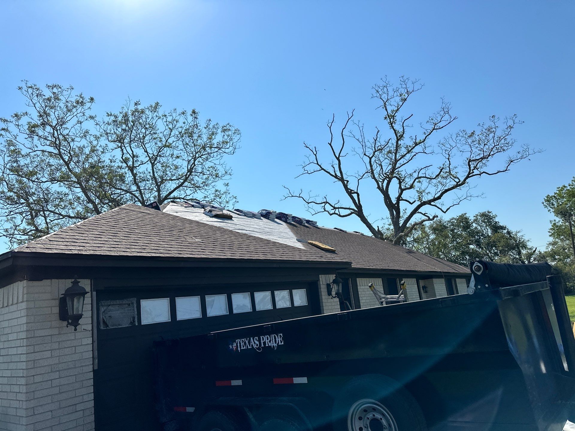 GAF HDZ TIMBERLINE BARKWOOD by Motion Roofing