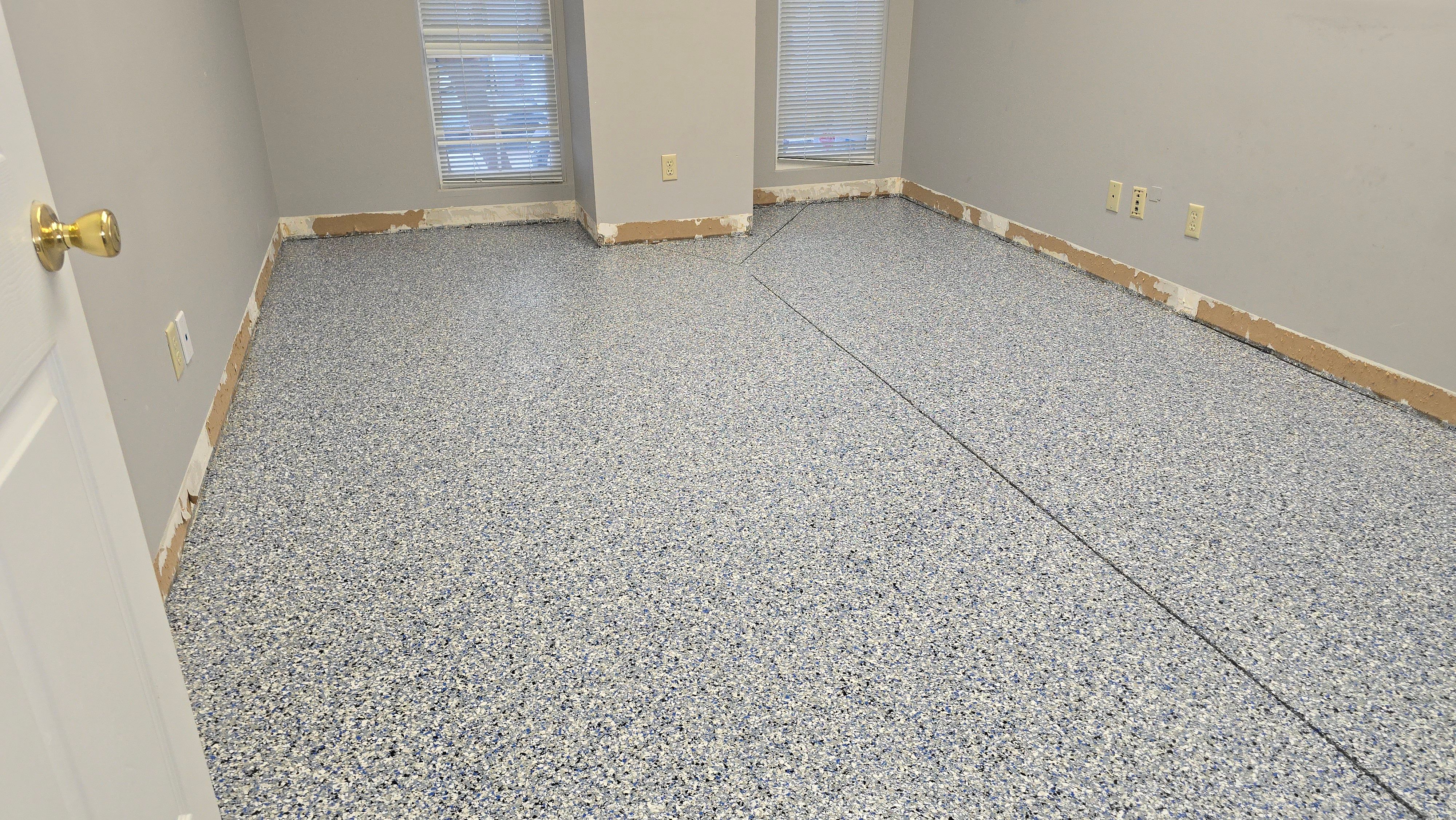Lab & Office Space Using Comet by Elite Floor Solutions