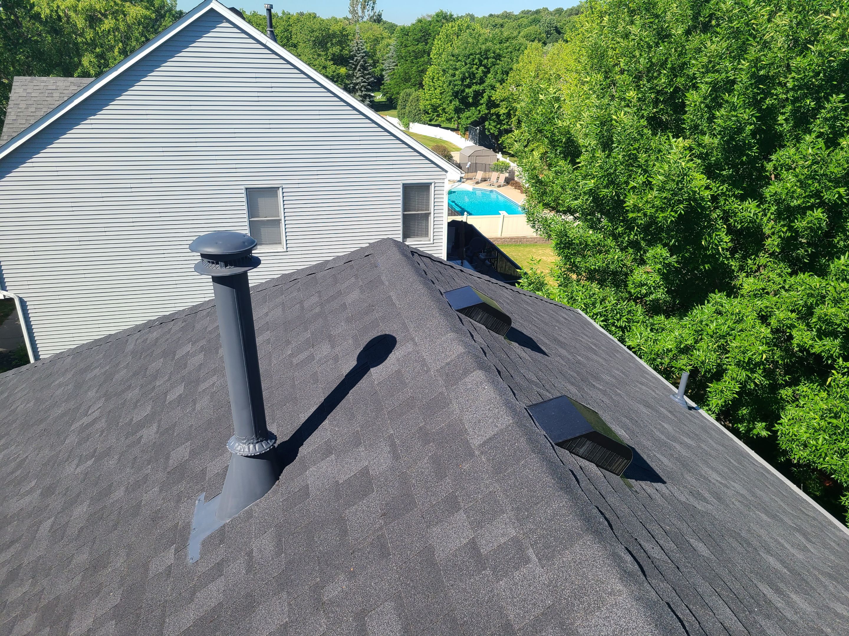Eden Prairie, MN – Roof and Skylight Replacement by First Impressions Exteriors