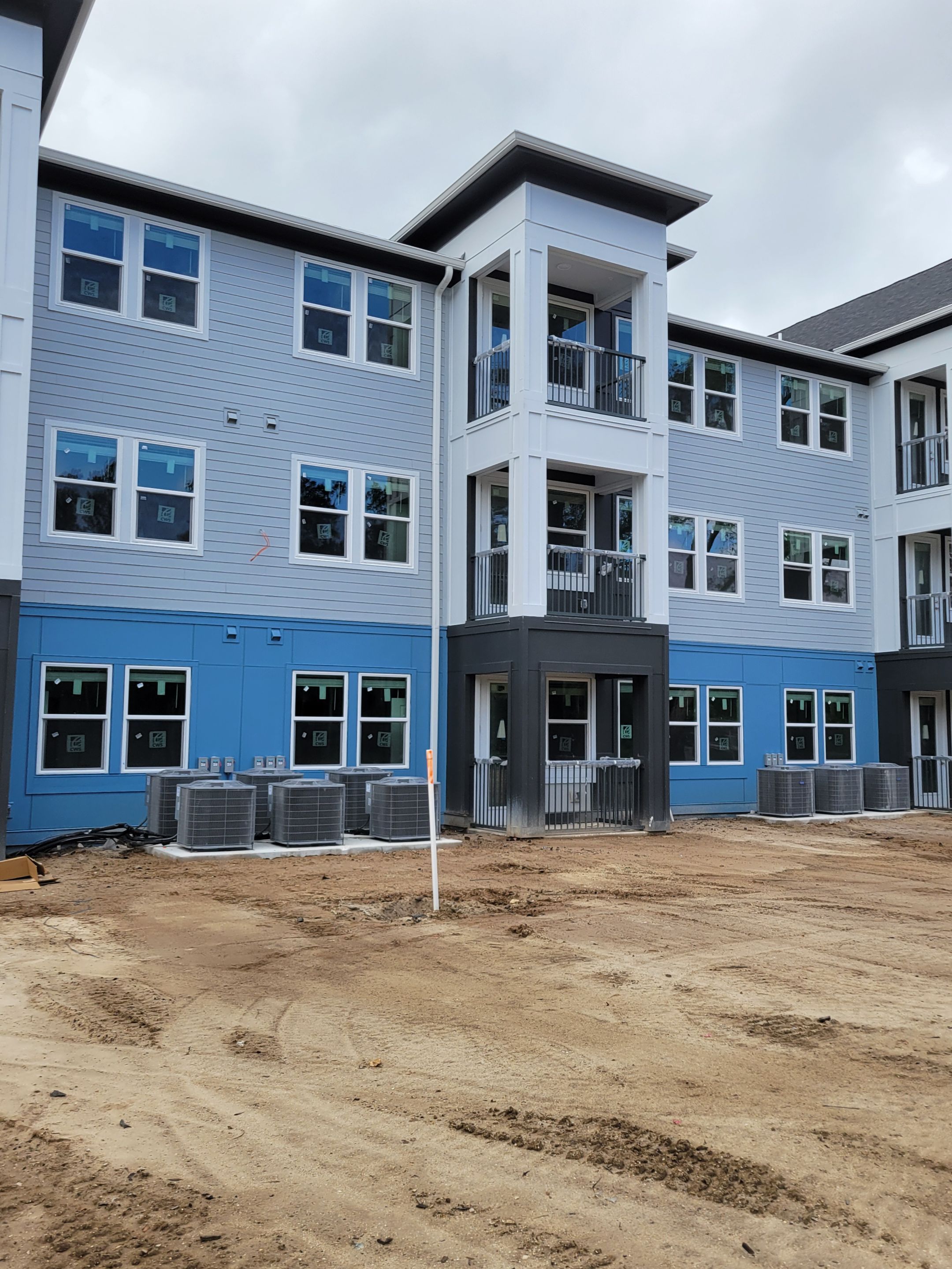 7-Inch Seamless Gutters for Large Roofs in Daytona Beach FL by Gutter Professors