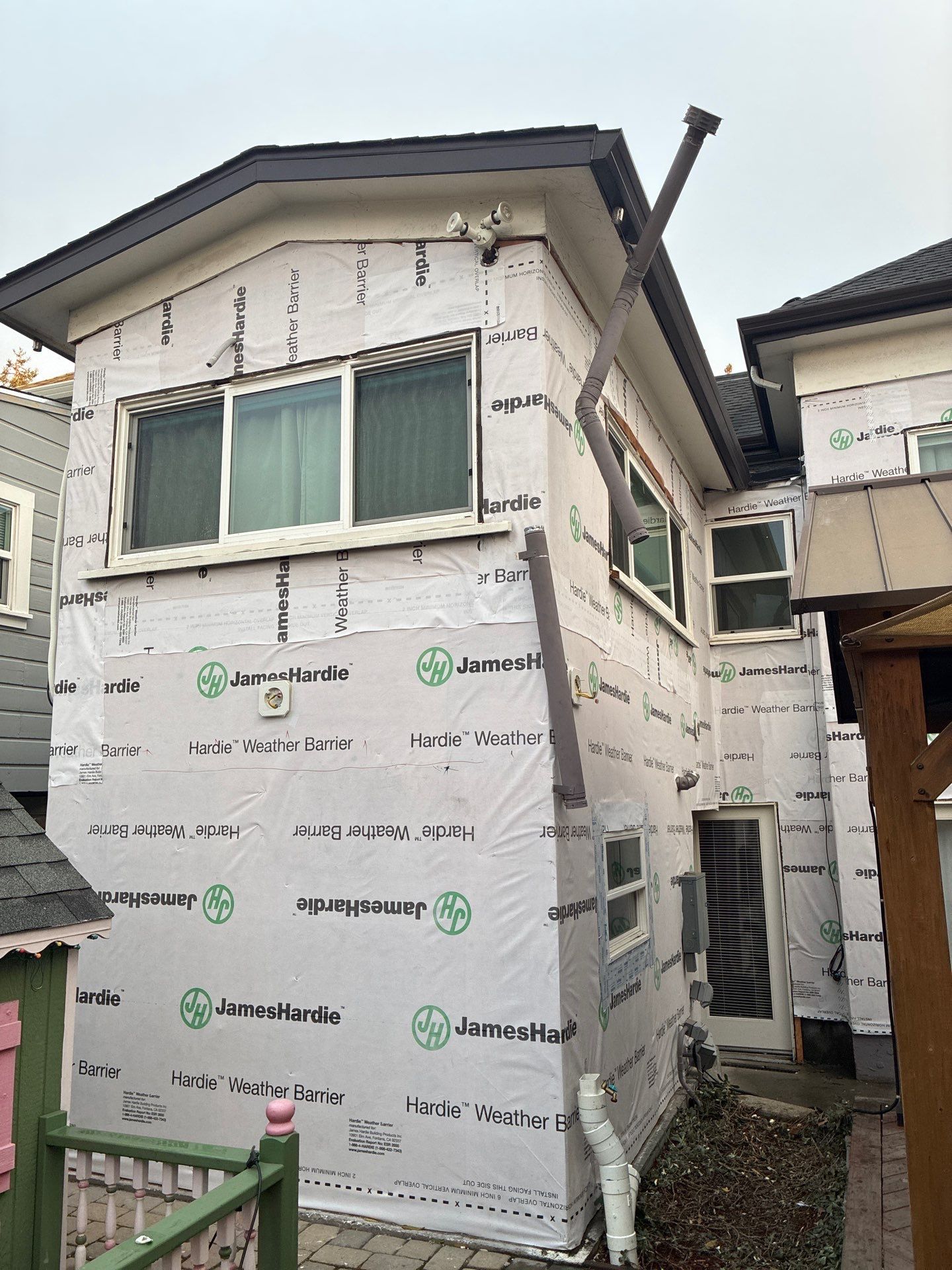 Everett St, Alameda by Golden State Builders Group