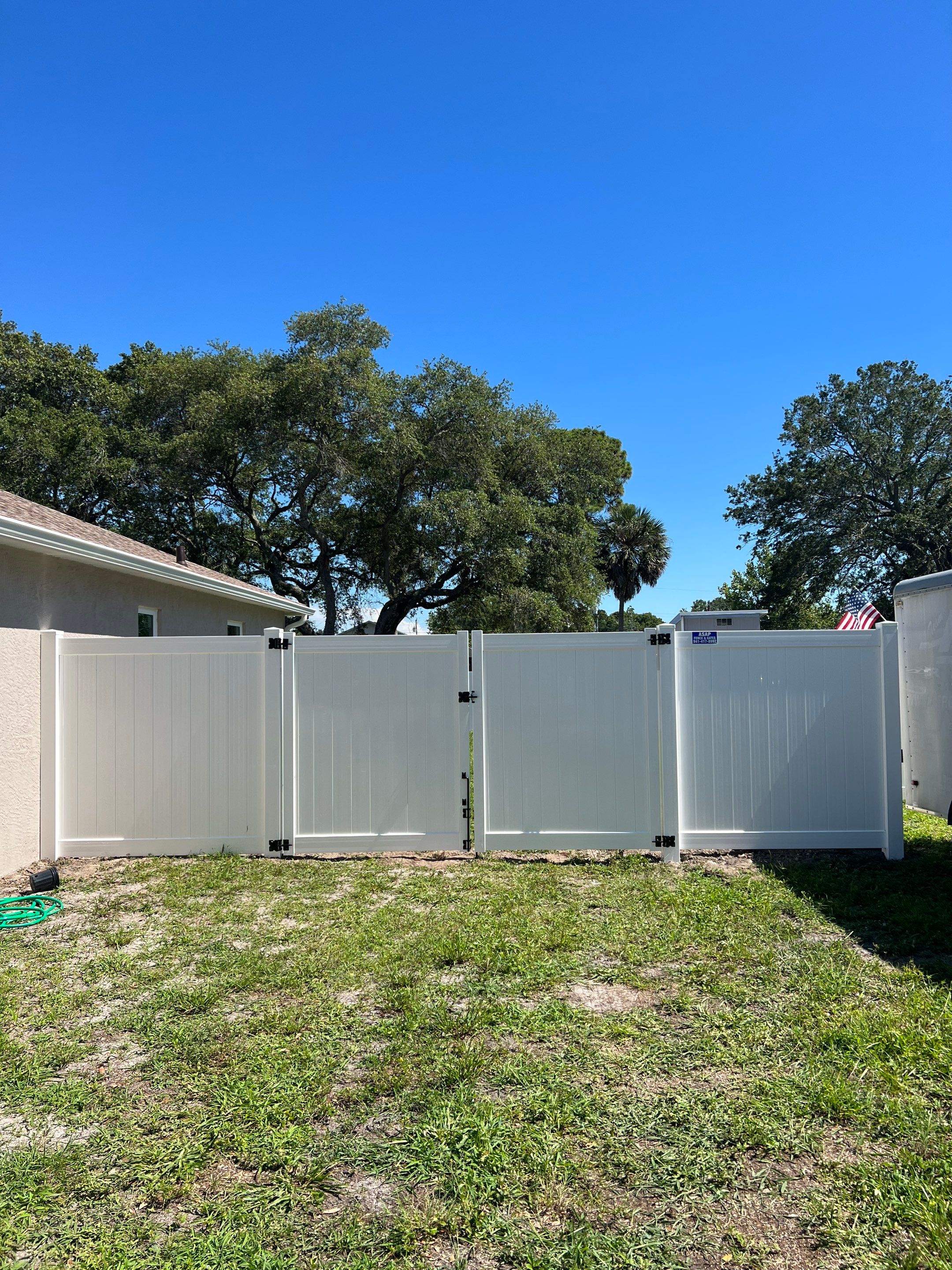 Palmetto, FL 6ft. Tall White Vinyl Privacy Fence  by Asap fence and gates, LLC