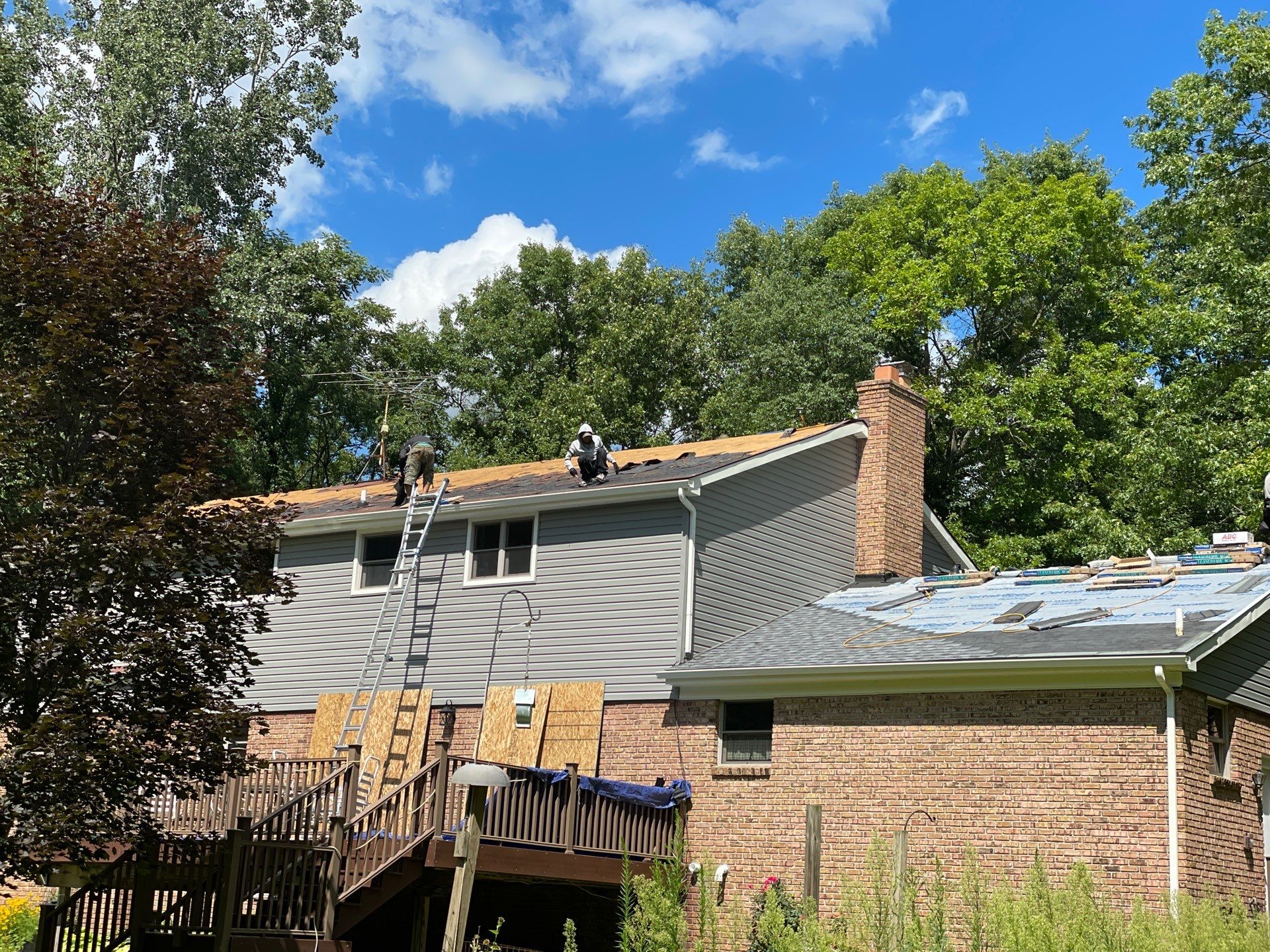 Roof Replacement using CertainTeed Landmark by 180 Contractors