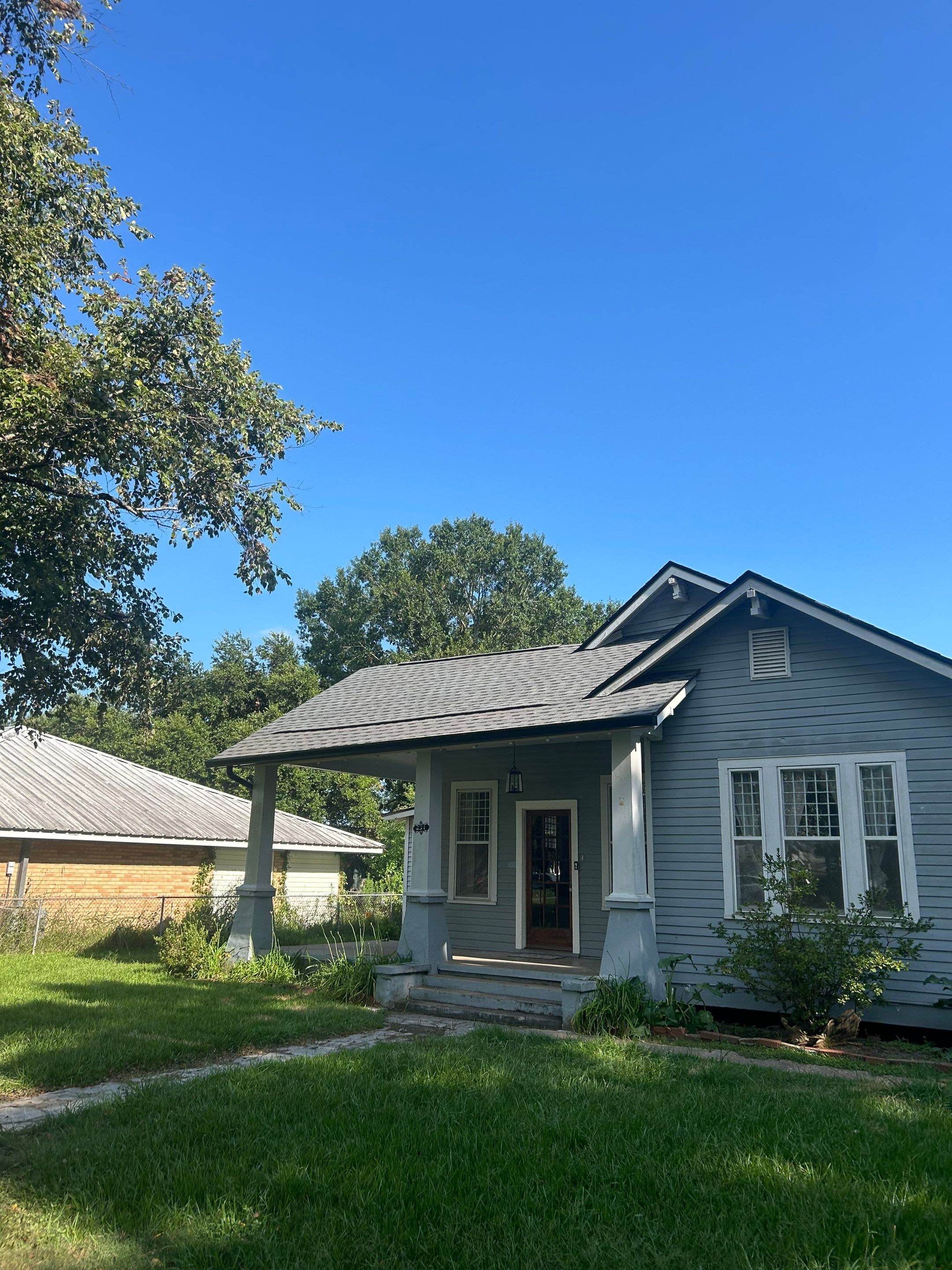 Pelican Roofing Company featured photo.