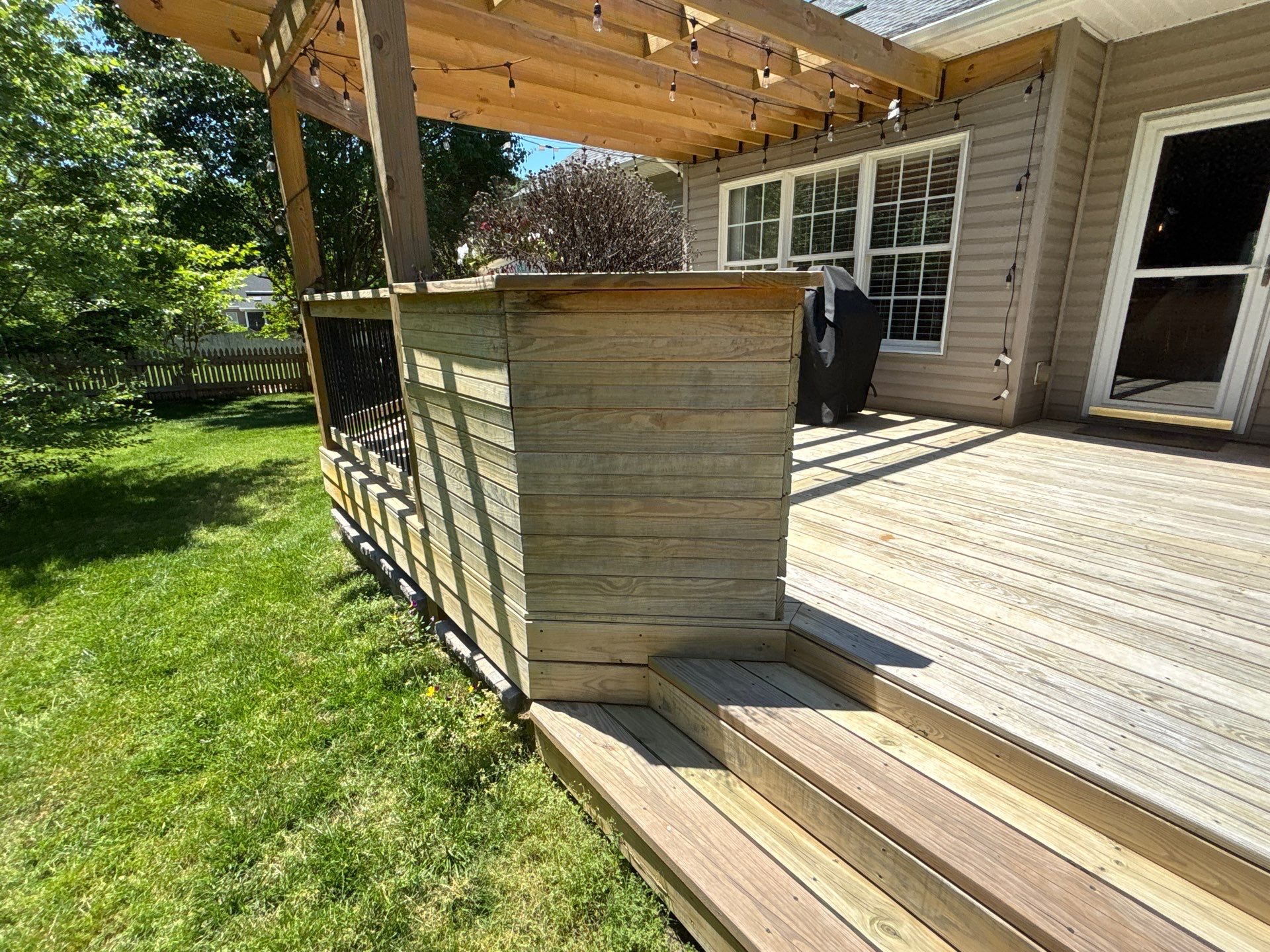 Deck using Wood Sealant by DuraSeal