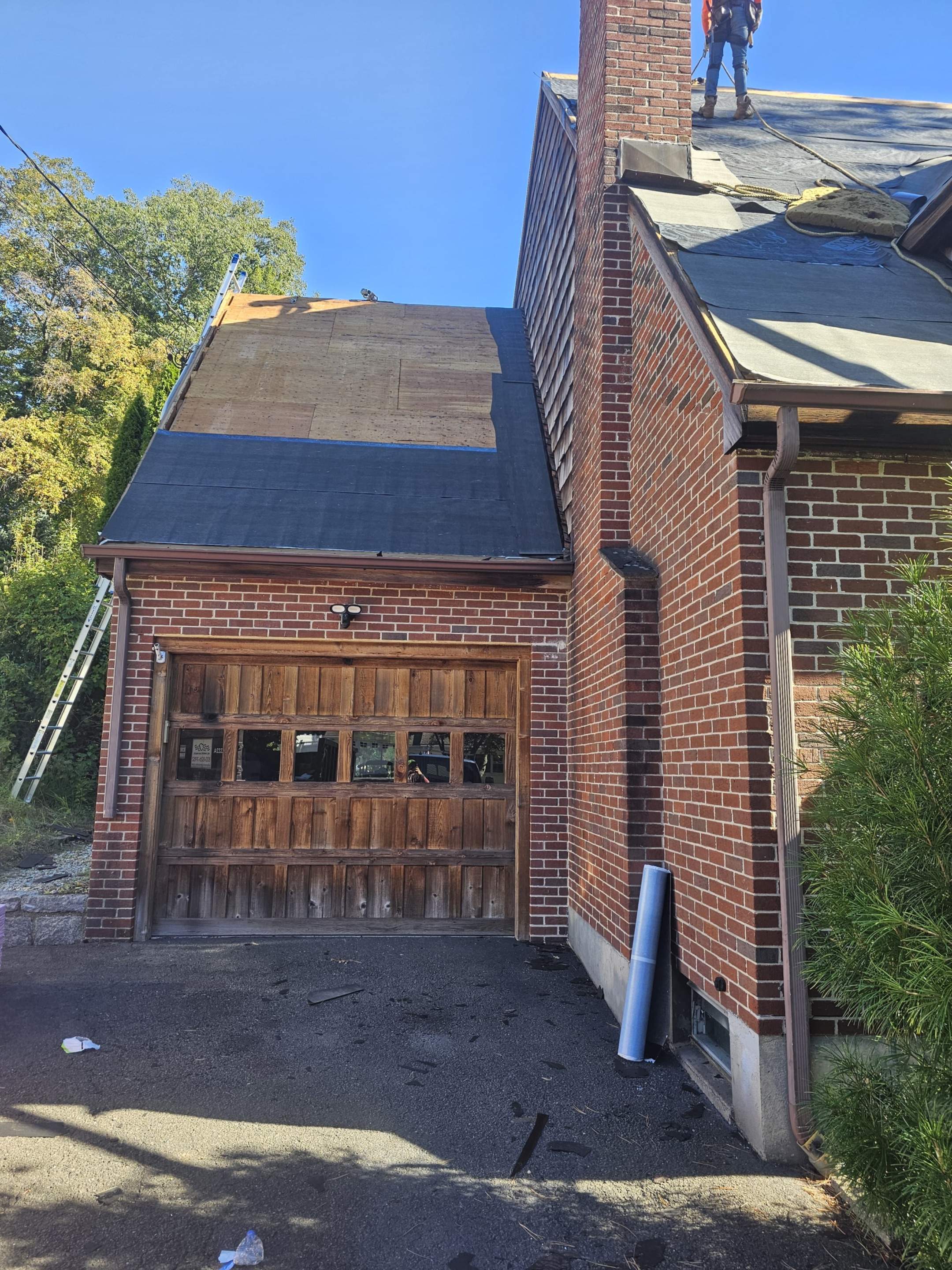  Full Roof Replacement in Connecticut – Owens Corning Duration, Brownwood with Premium Deck Sealing by JOHNNYS PRO