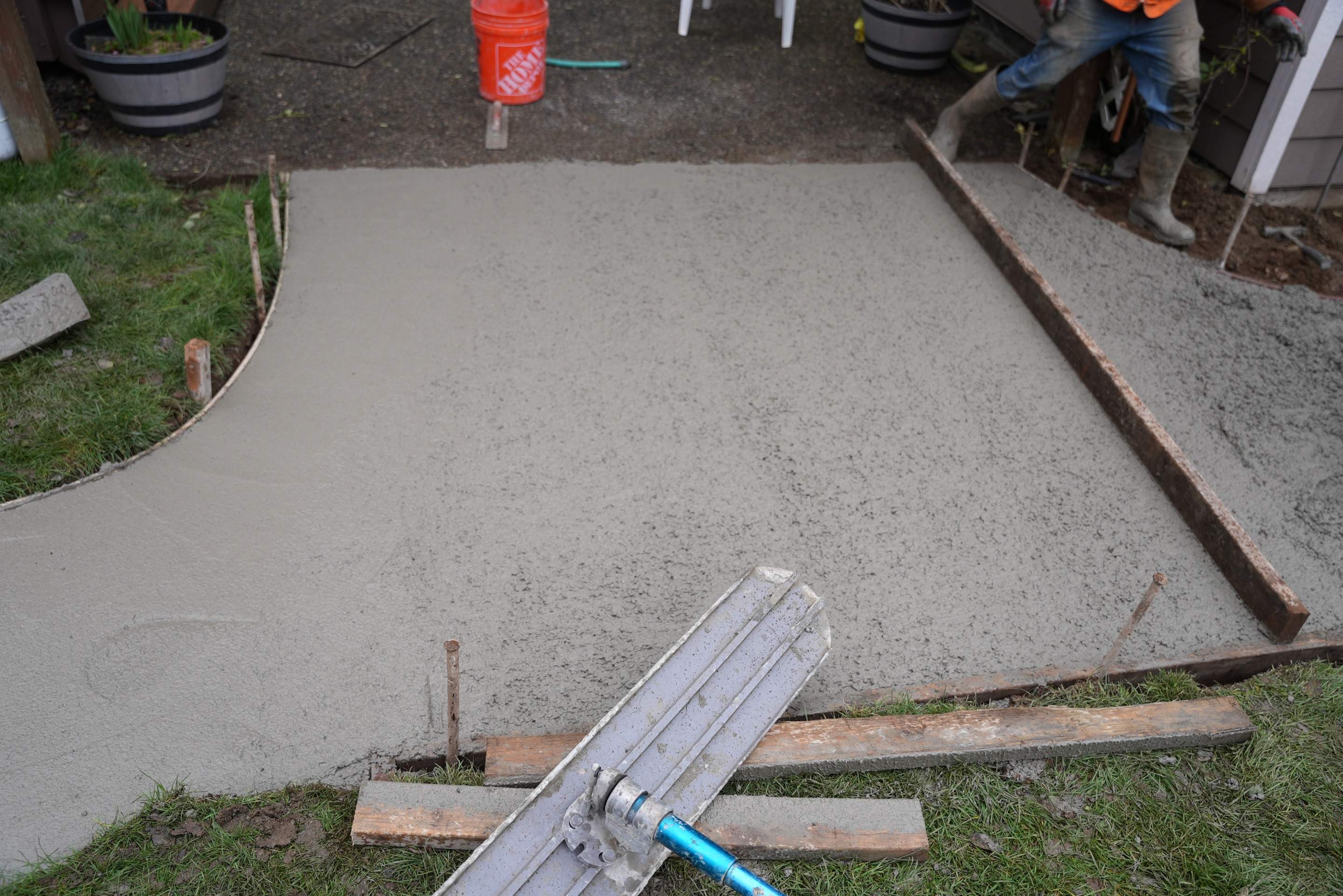 Wayne | Concrete patio & Walkway by Jireh Asphalt & Concrete Inc 