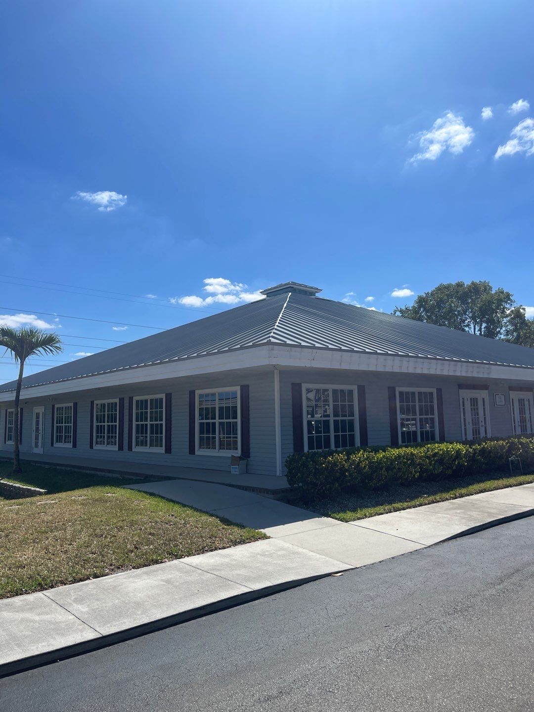 Commercial Standing Seam Metal Replacement in Fort Myers, FL by International Roofing