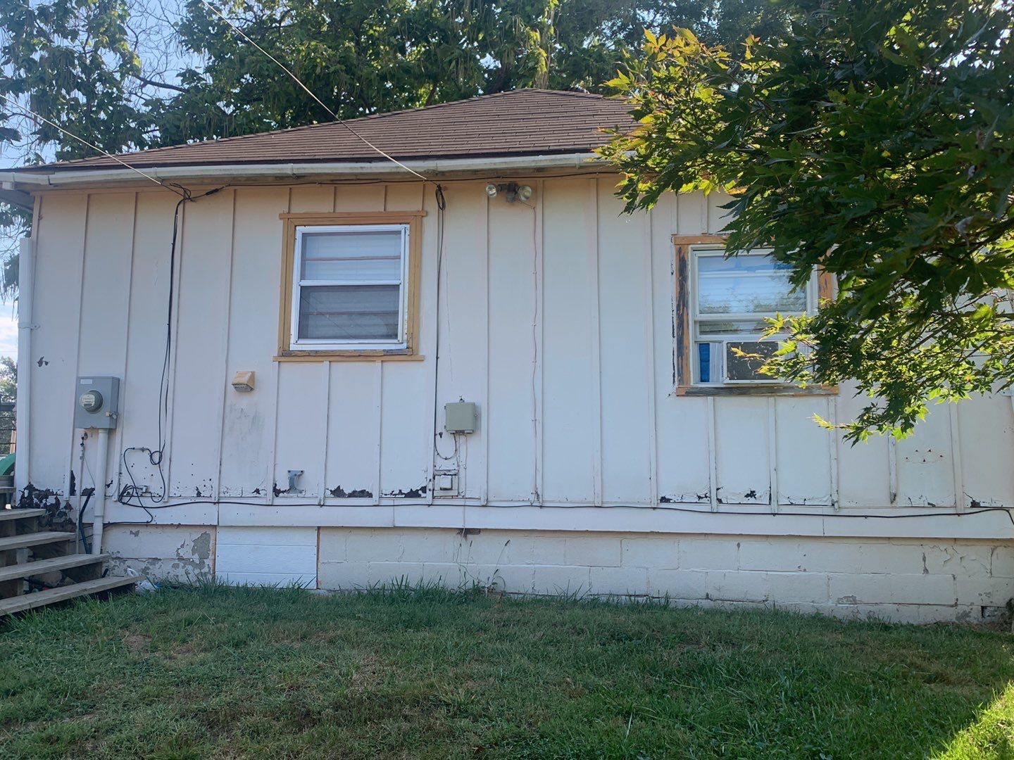 Siding Installation using Exterior Portfolio Vinyl Siding by EEC Windows, Siding & Roofing