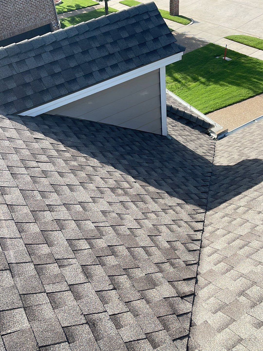GAF HDZ - Weathered Wood by Elite Roofing LLC
