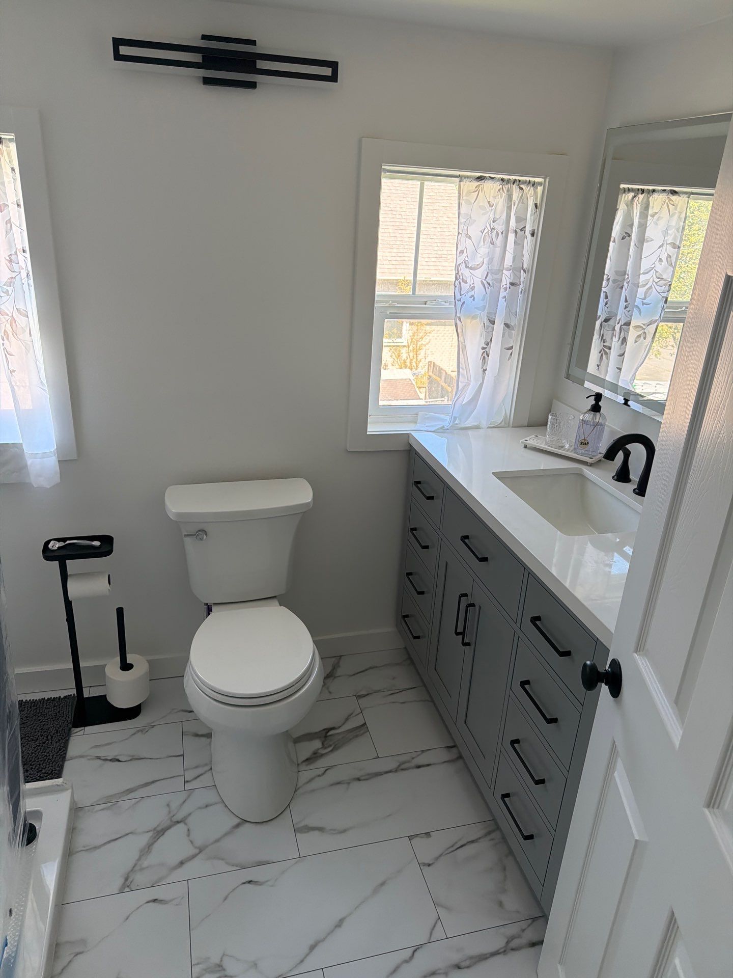 Handyman State LLC featured photo.