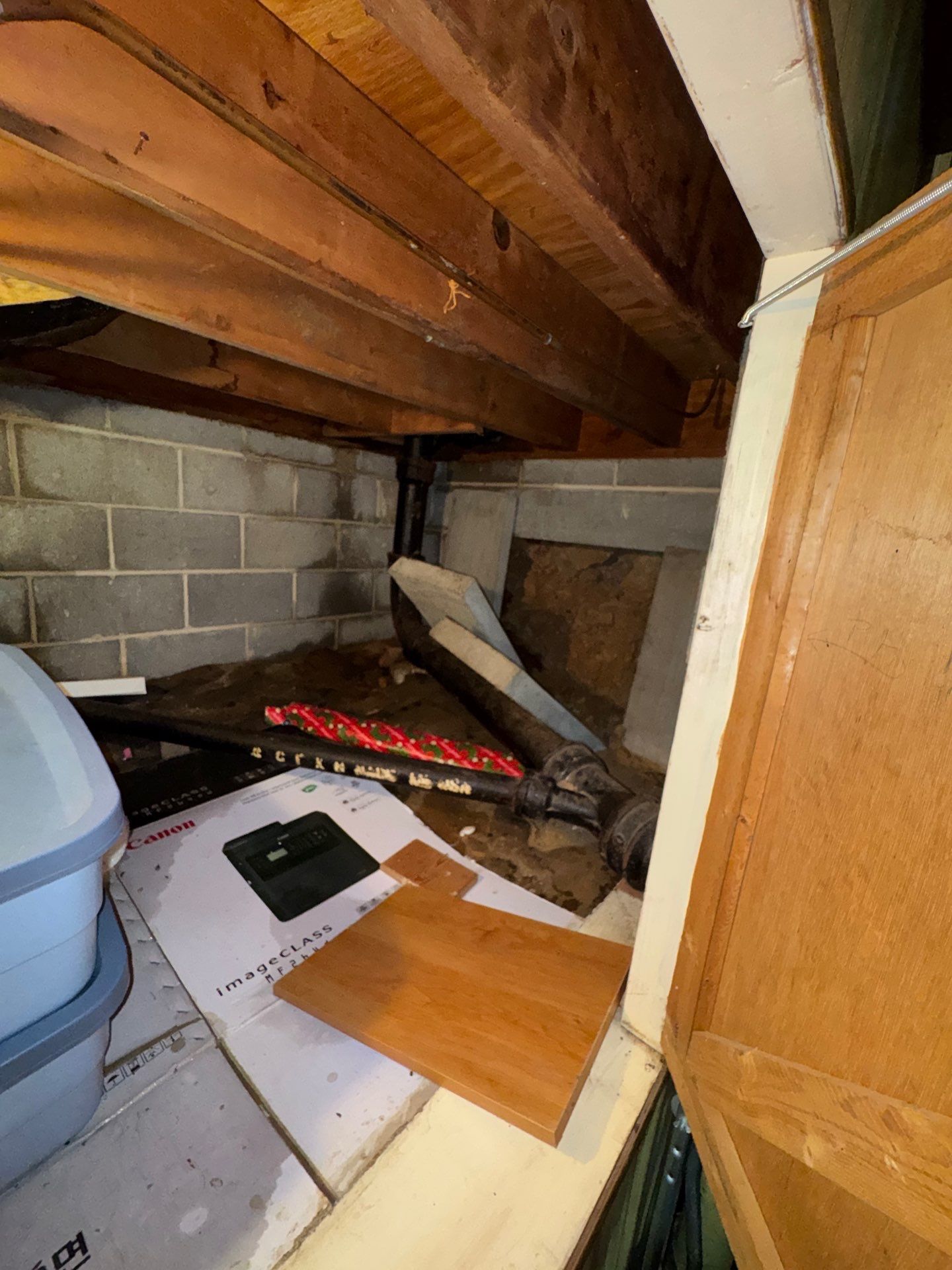 Emergency Water Mitigation & Structural Cavity Drying in Wilmington by Right On Time Restoration