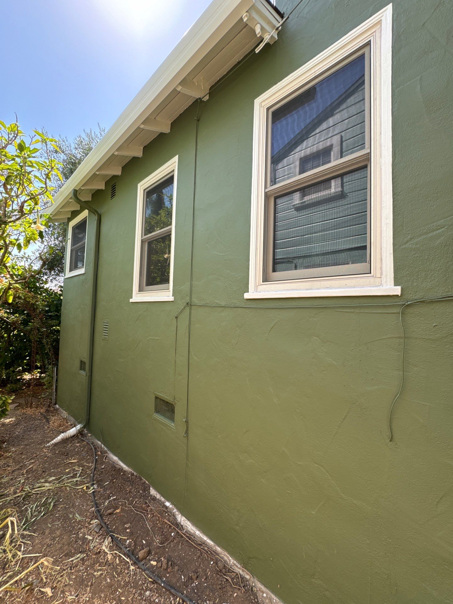 Project in Oakland by Herrera’s Bay Area Painting inc.