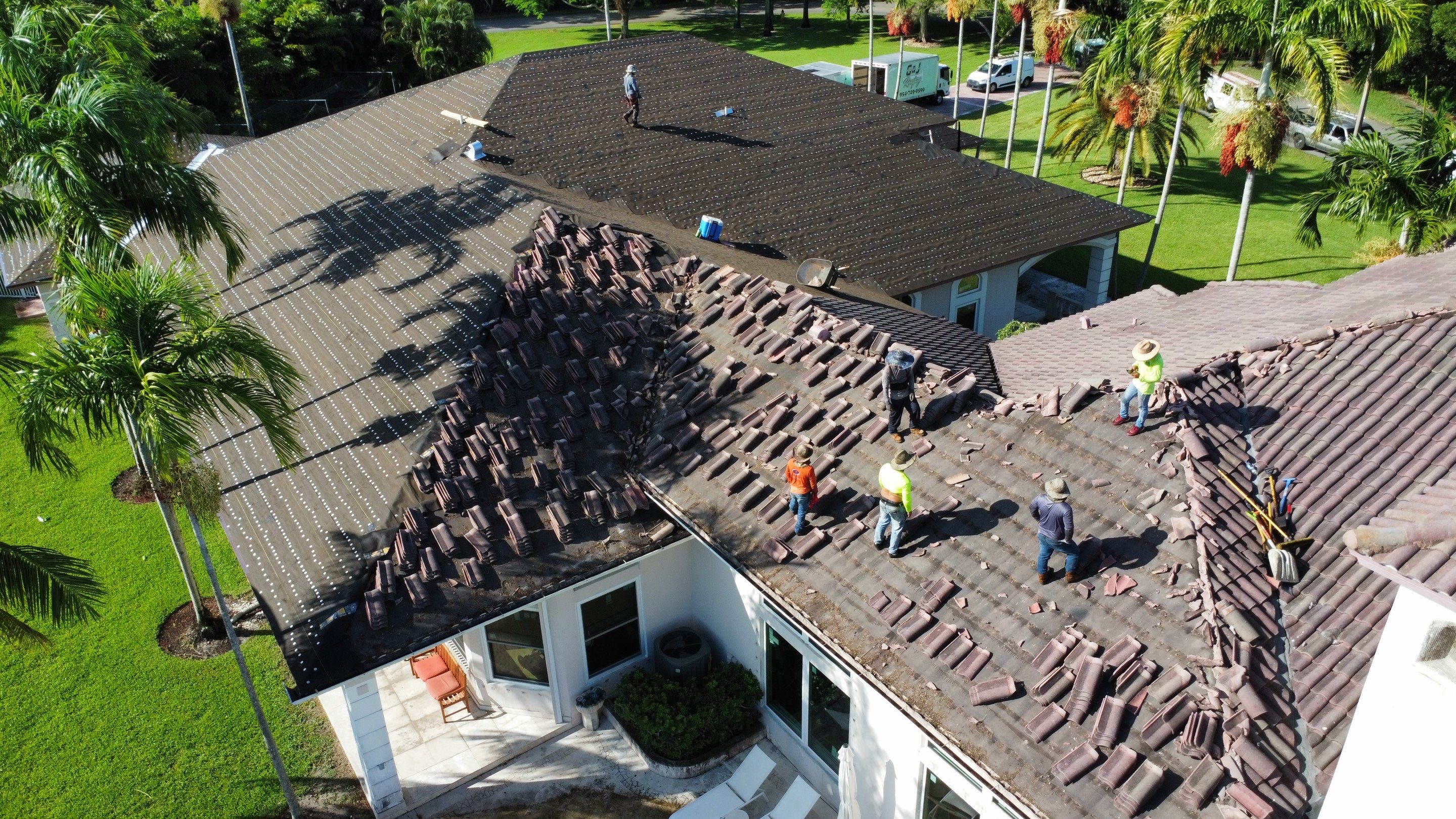 Peppertree Circle West, Davie, FL by G&J Roofing 