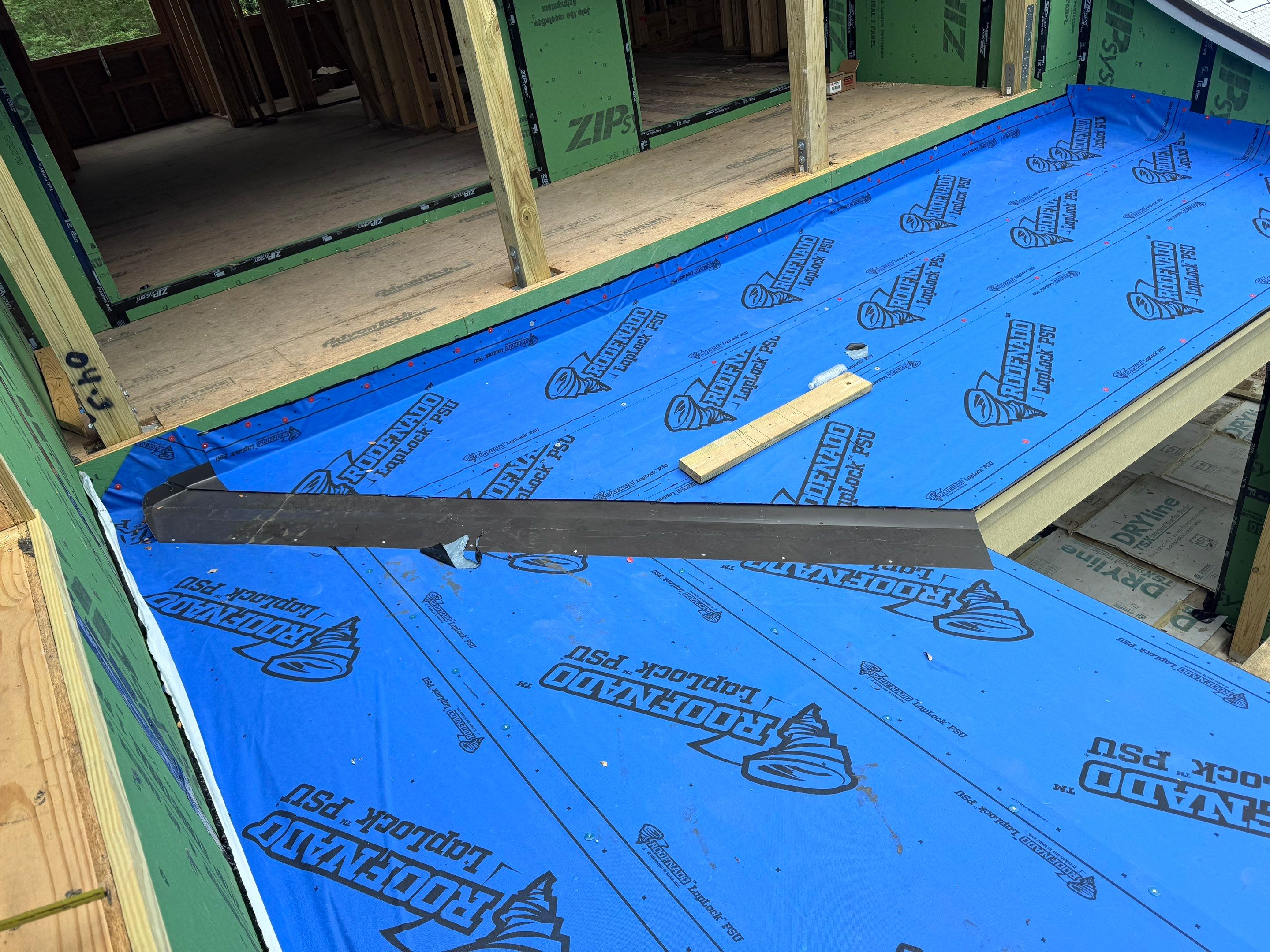 Stone Gate Roofing, LLC featured photo.