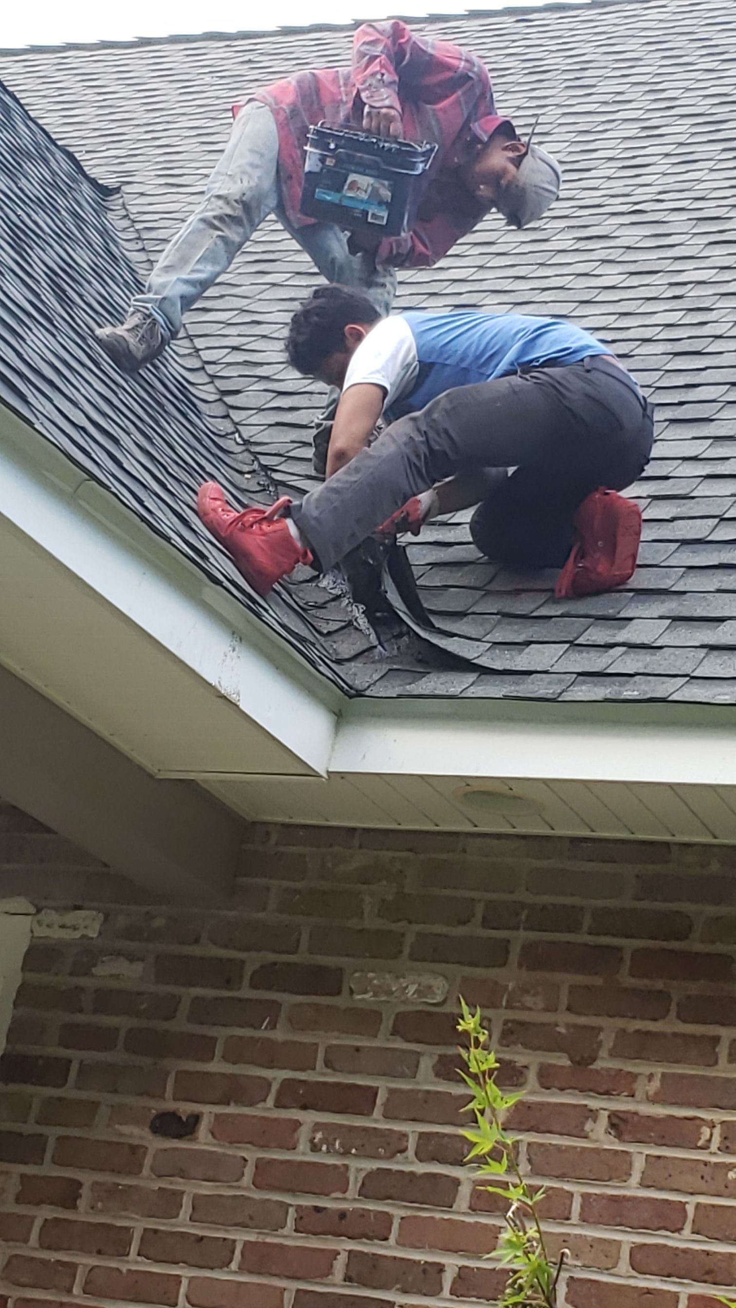 Residential Roofing Installation using Roof Replacement by American Roofing & Construction LLC