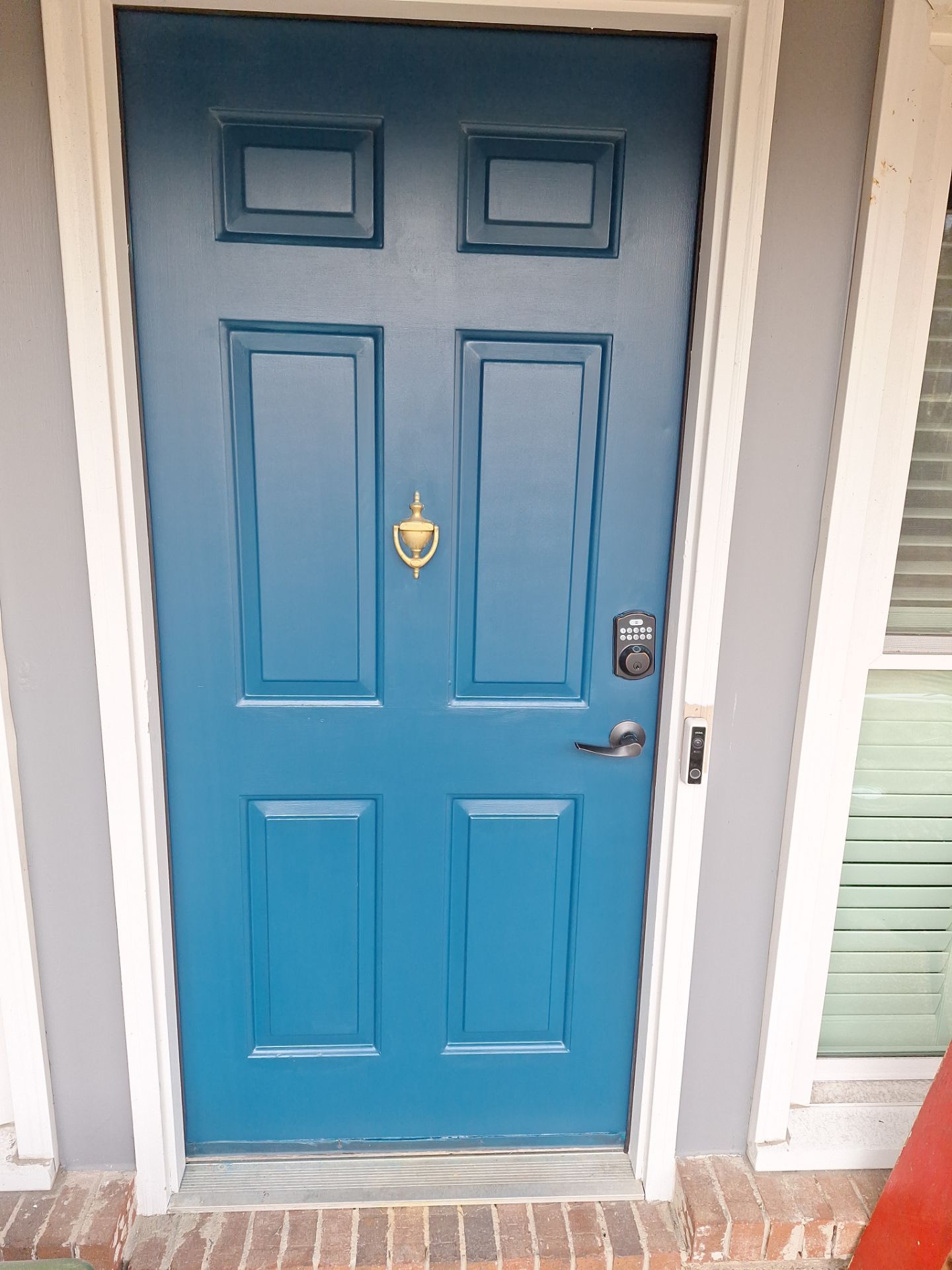 Residential Door Repair by iGreen Solutions