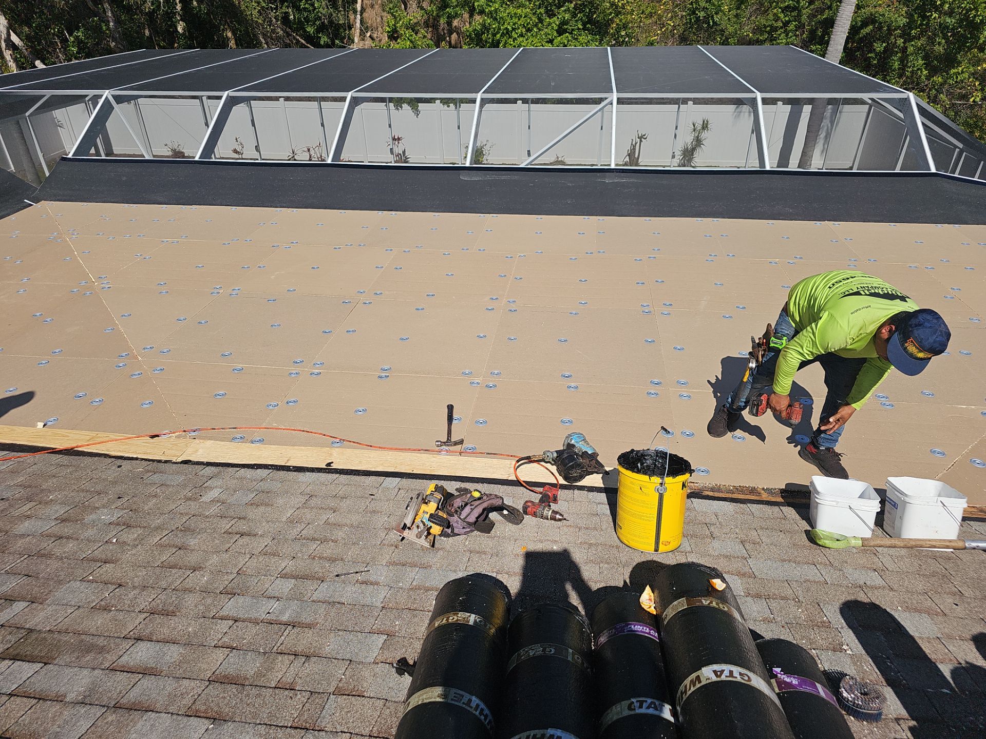 Project in Seminole 33776 by Mitchell Roofing Company LLC 