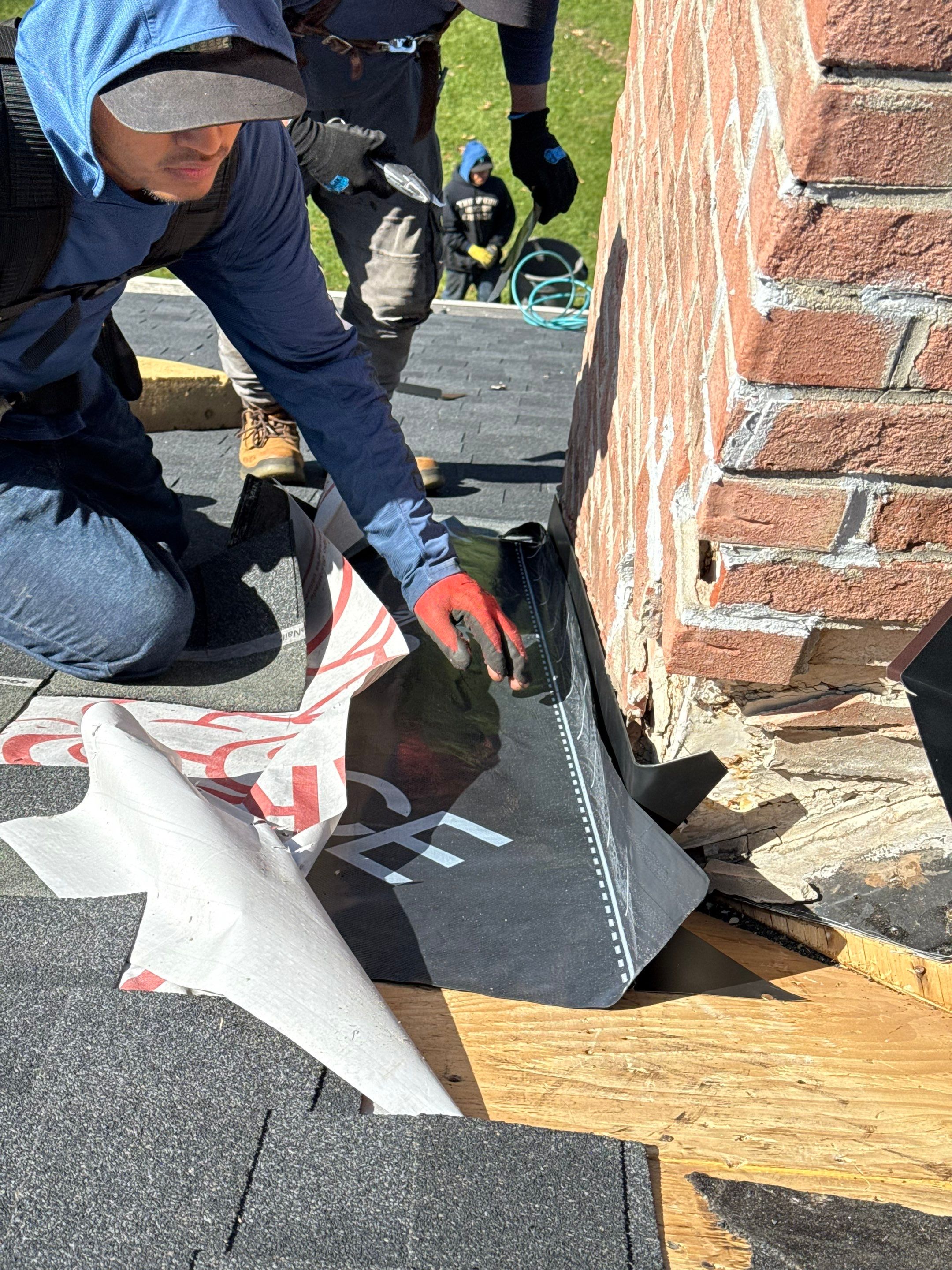 Roof Replacement using Owens Corning Onyx Black by 180 Contractors