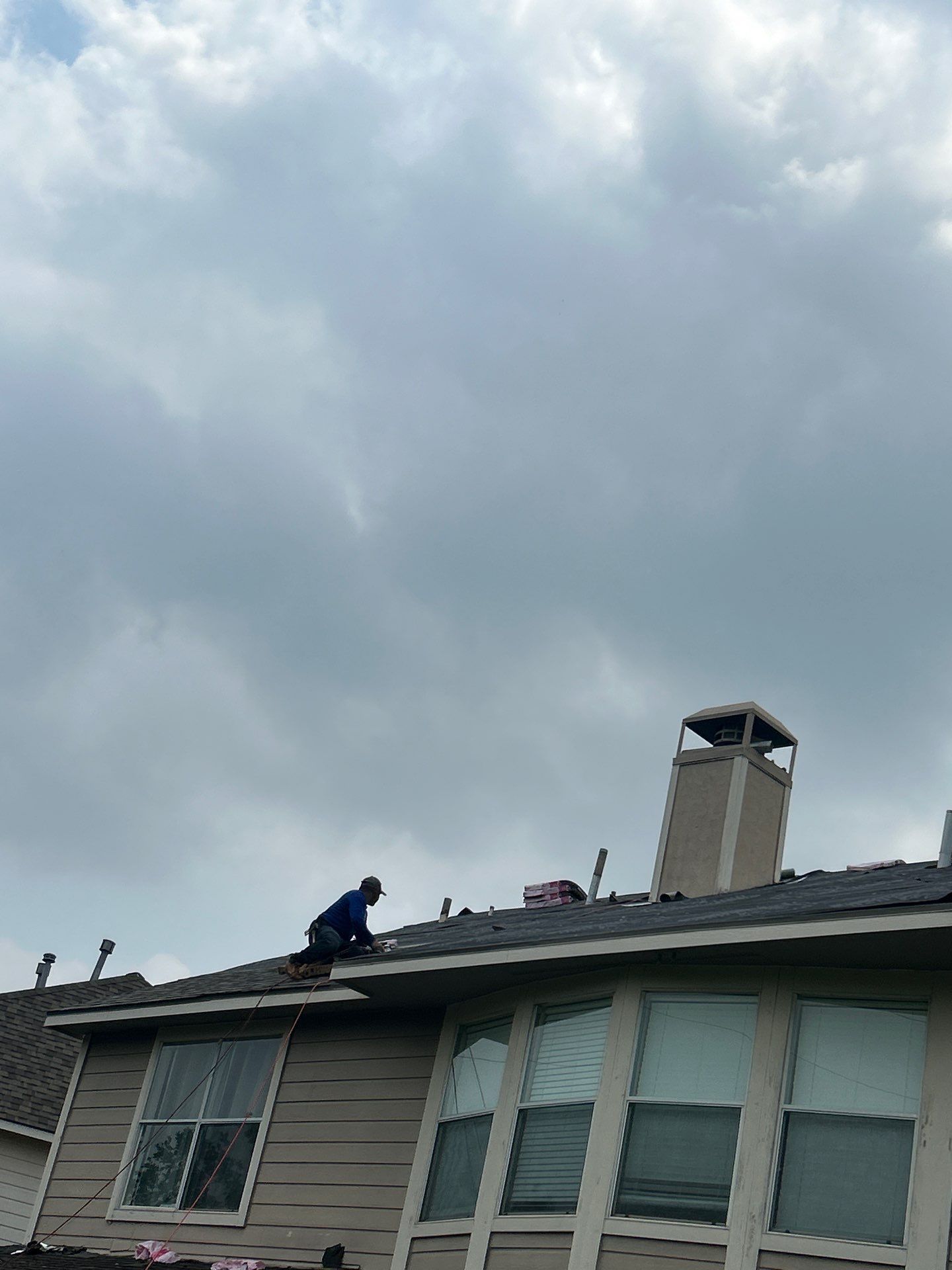 Residential Roofing Installation using Owen's Corning Duration (Lifetime) Shingles by Roof Repair Company