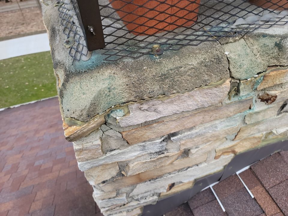 Brand: Atlas Pinnacle Color: Pristine Scotchgard Black Drip: Black by Eagle Eye Roofing