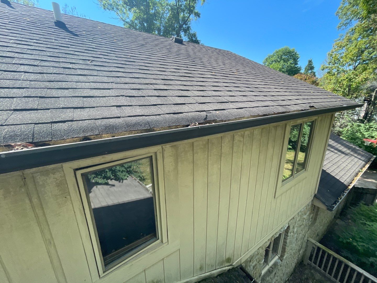 Seabreeze Roof Replacement, Exterior Siding and trim repairs and paint by 317 Roofing & Restorations