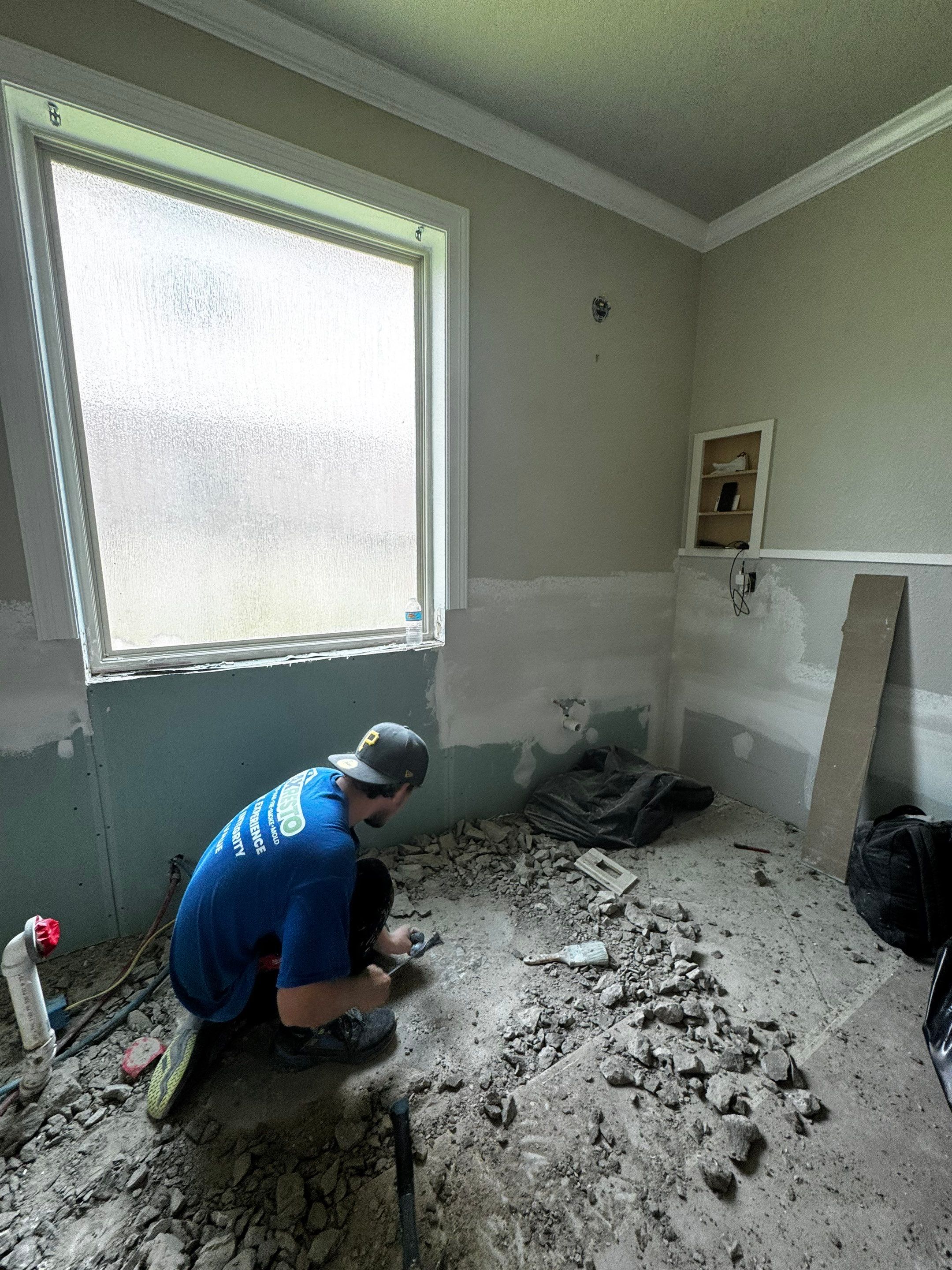 Hidden Plumbing Leak & Bathroom Restoration – Tomball, TX by MaxResto