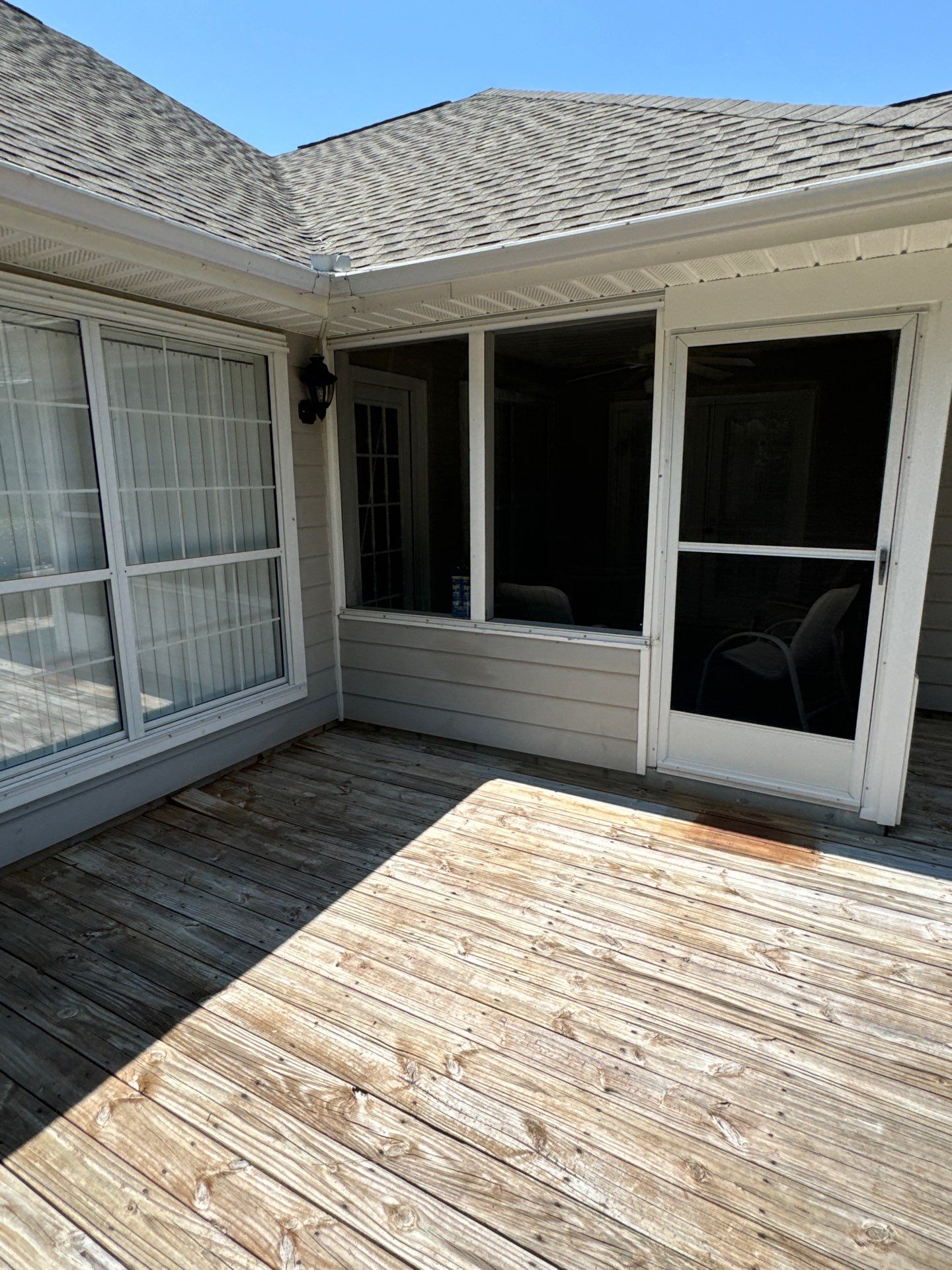 GAF HDZ - Weathered Wood by Linta Roofing Inc