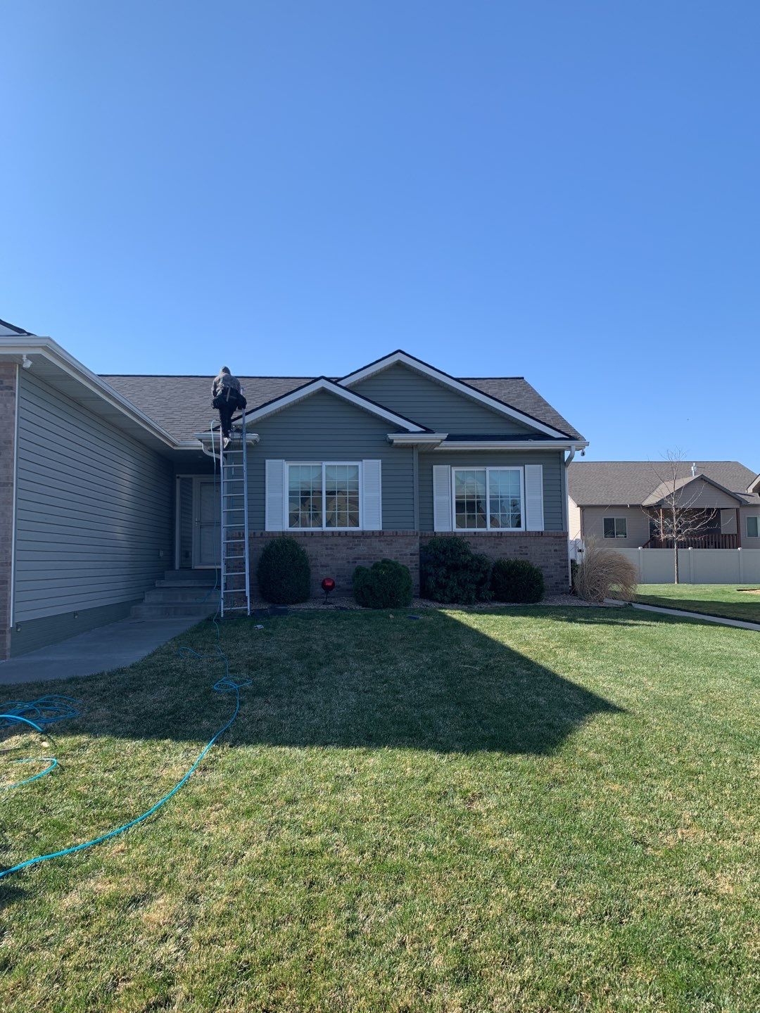 Residential Re-roof by White Castle Roofing