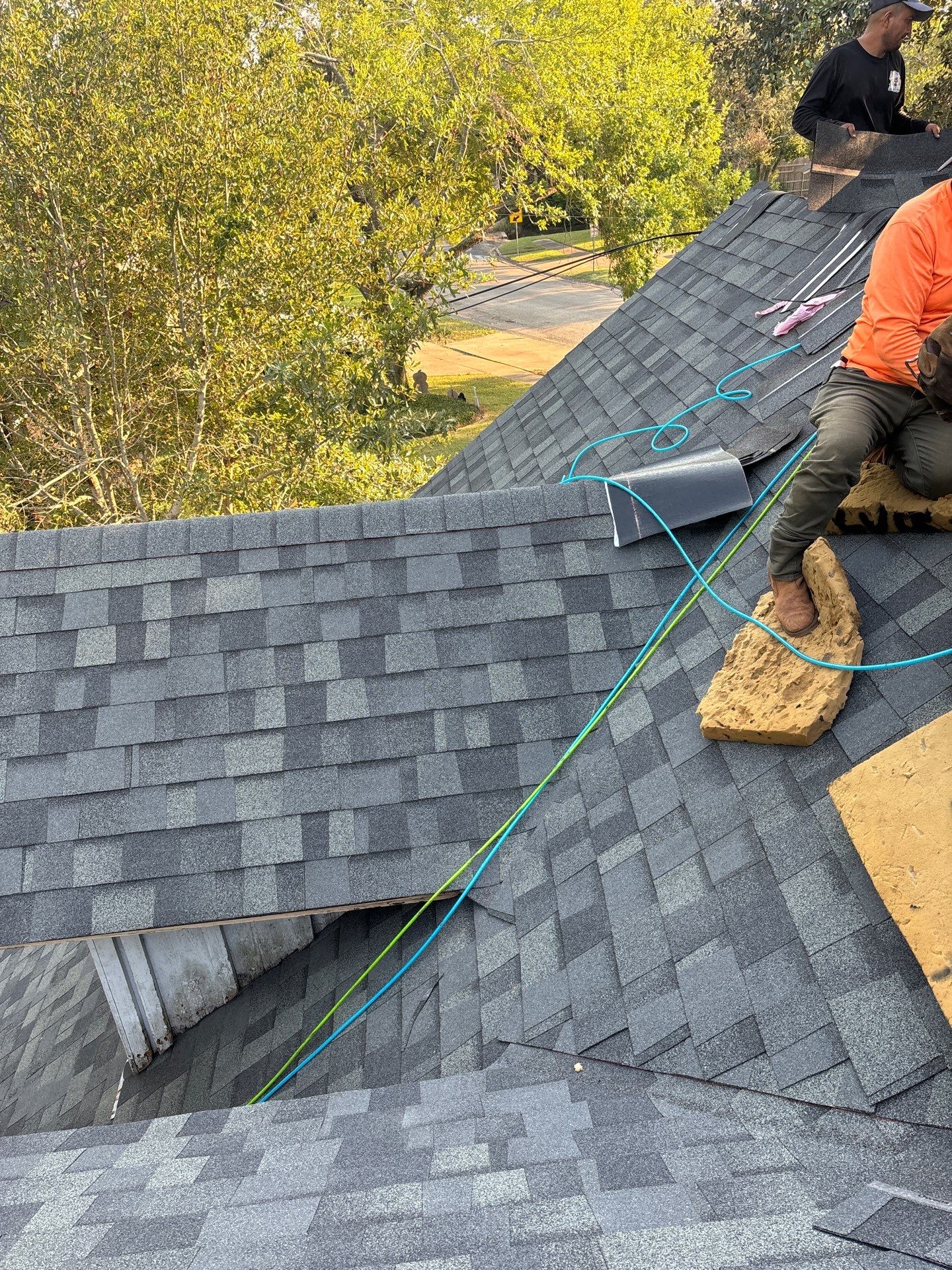 Residential Roofing Installation using Owen's Corning Duration (Lifetime) Shingles by Roof Repair Company