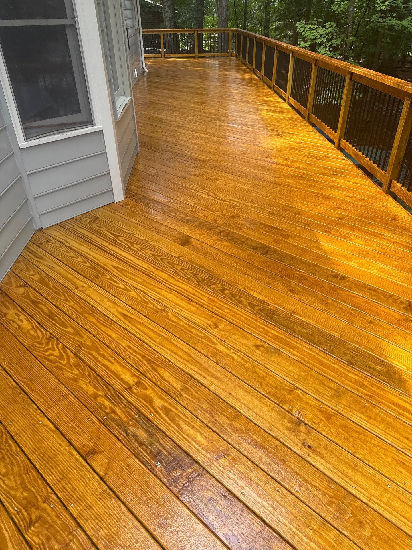 Wood Deck using Wood Sealant by DuraSeal