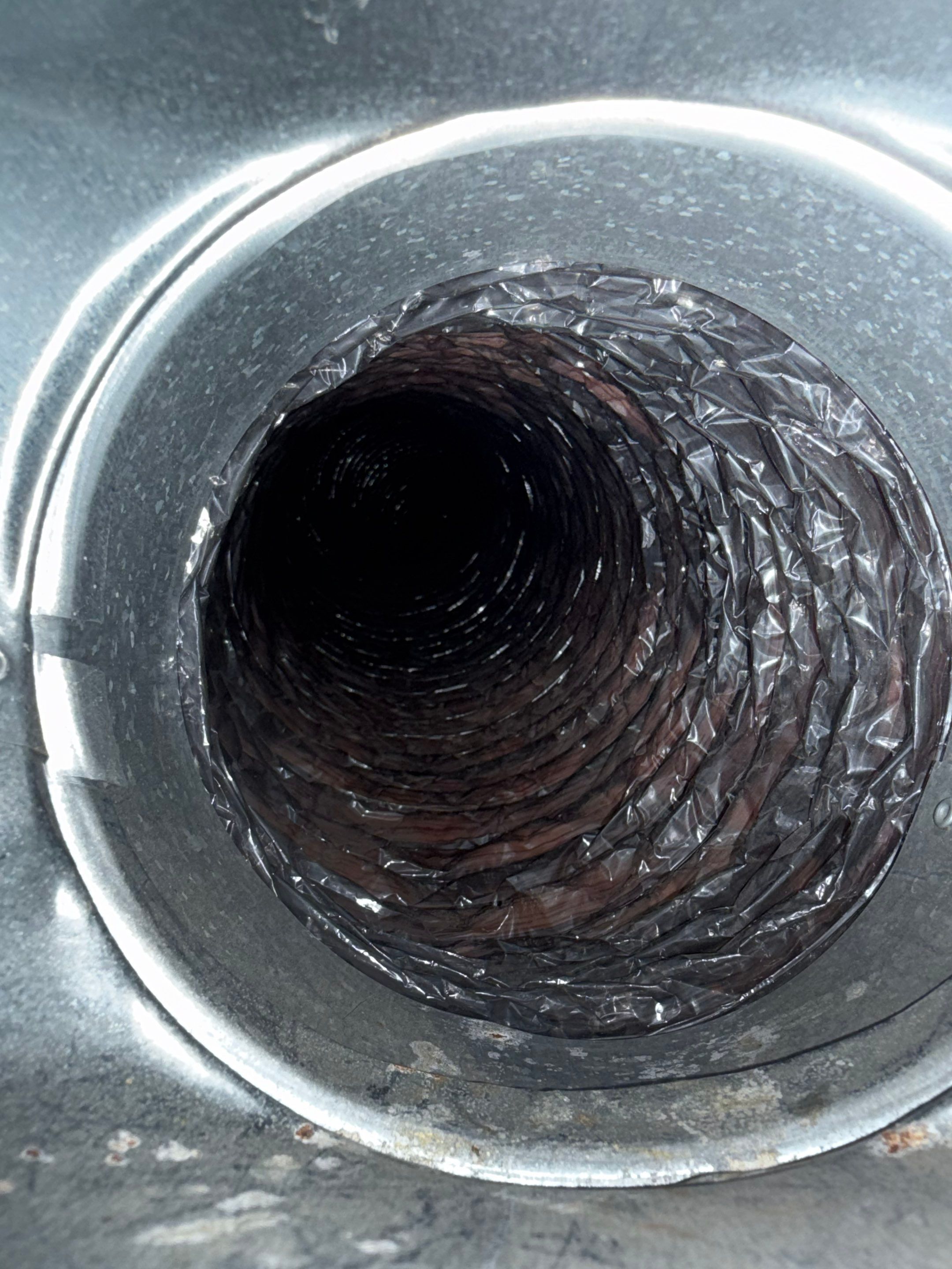 Duct Cleaning and modification in Shenandoah by Elemental Heating and air conditioning LLC