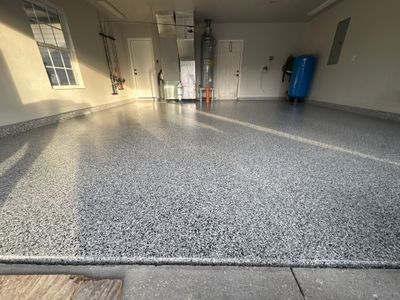 Garage in High Springs, FL in Domino