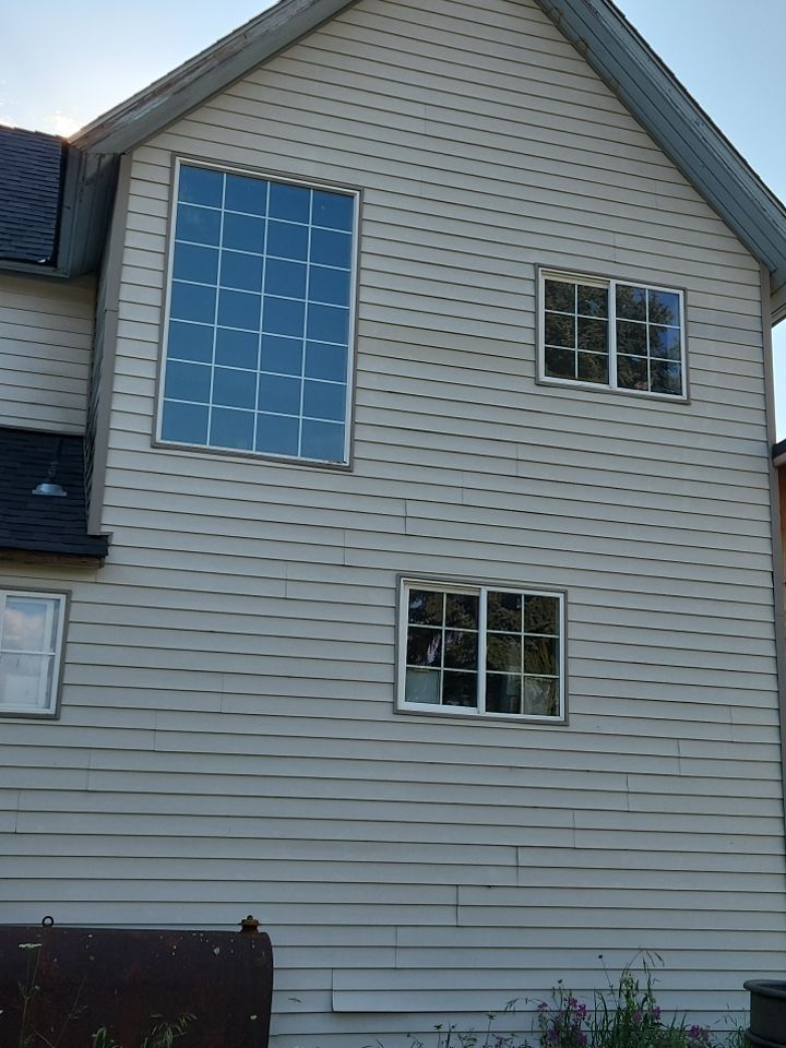Black Mold Removal using Biocide by Willamette Outdoor Wash LLC