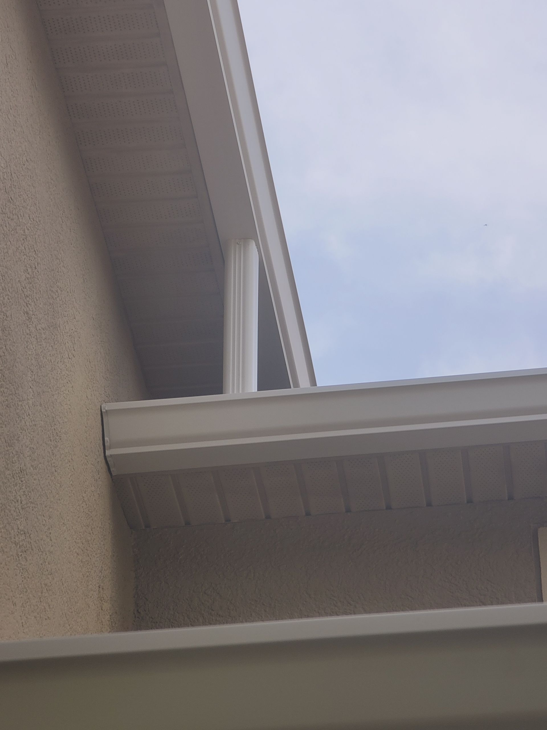 Modern 7-Inch Seamless Gutters for Luxury Homes in Tampa FL by Gutter Professors