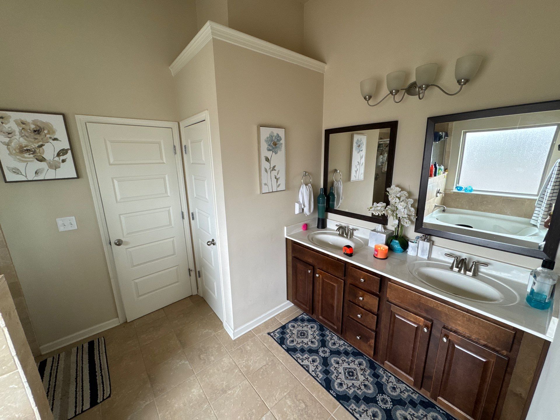 Master bathroom renovation by Prudencio