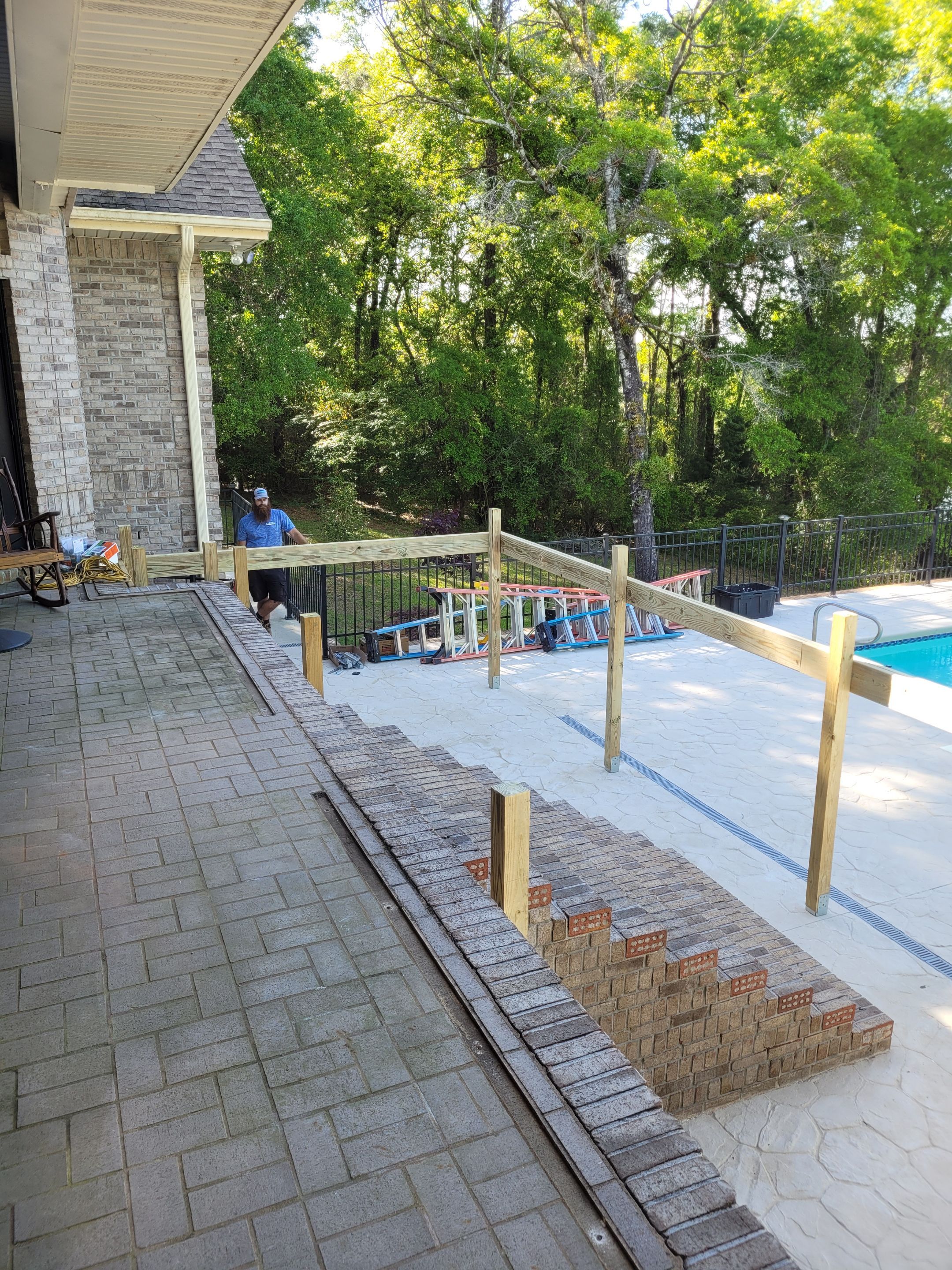 Elevated Screen Room in Crestview by Titan Sunrooms