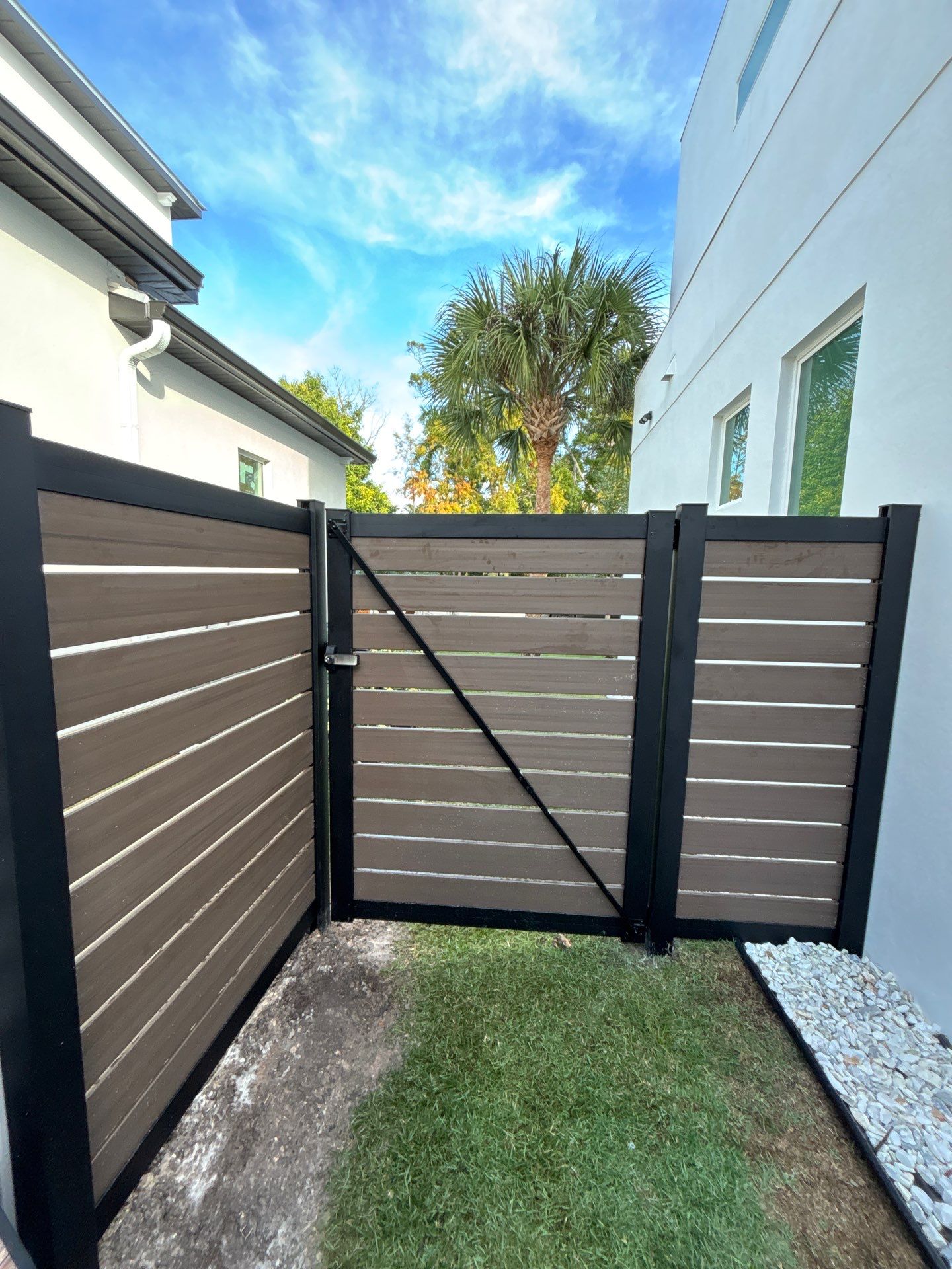 Mixed Material  by H&Y Fence