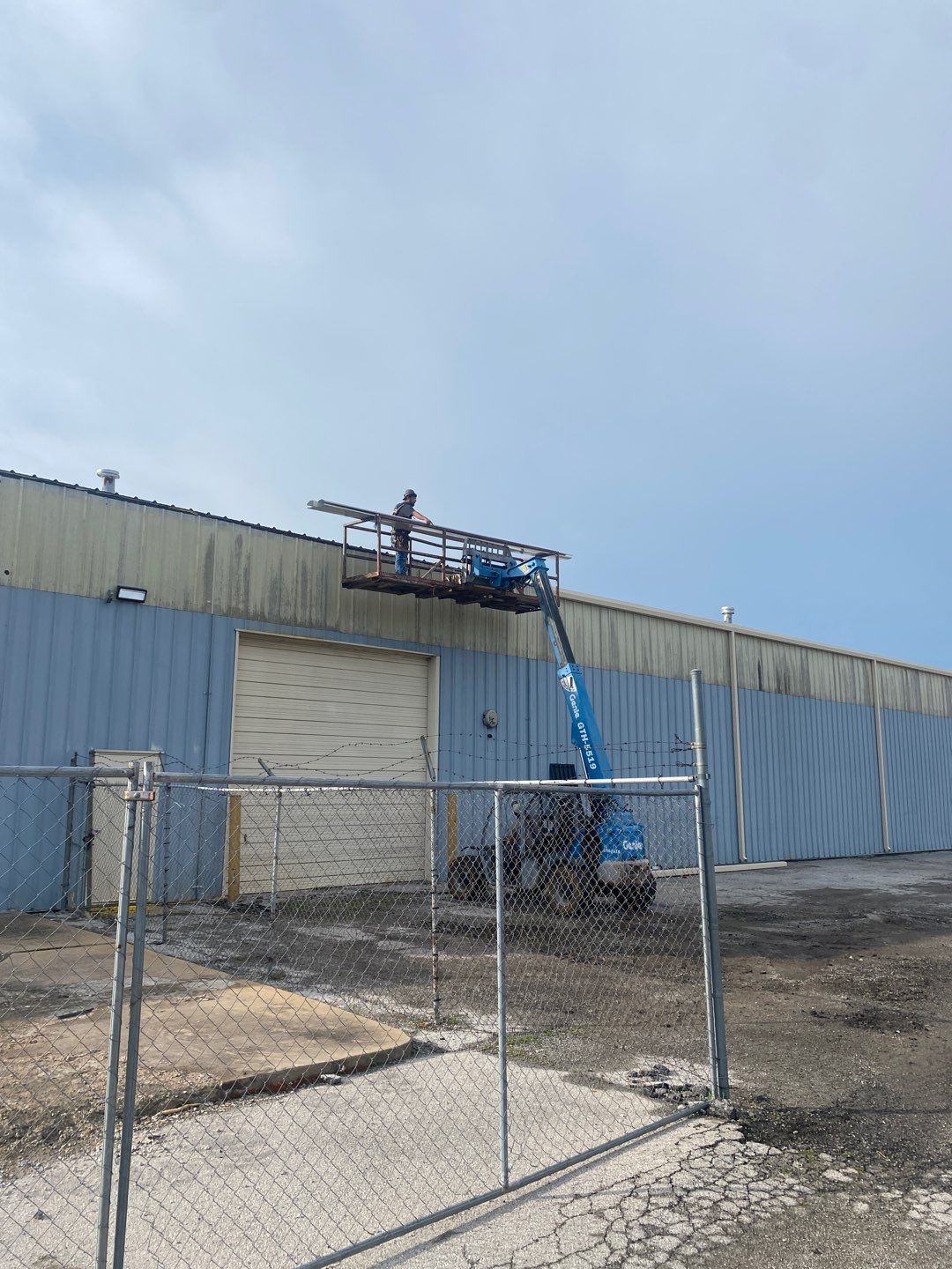 Metal Roof Project in Tulsa by Decor Roofing & Restoration