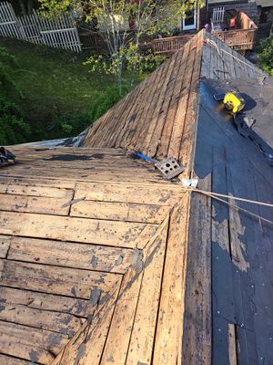 Roof Replacement Landmark PRO Charcoal Black