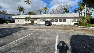 HALLANDALE BUSINESS CENTER