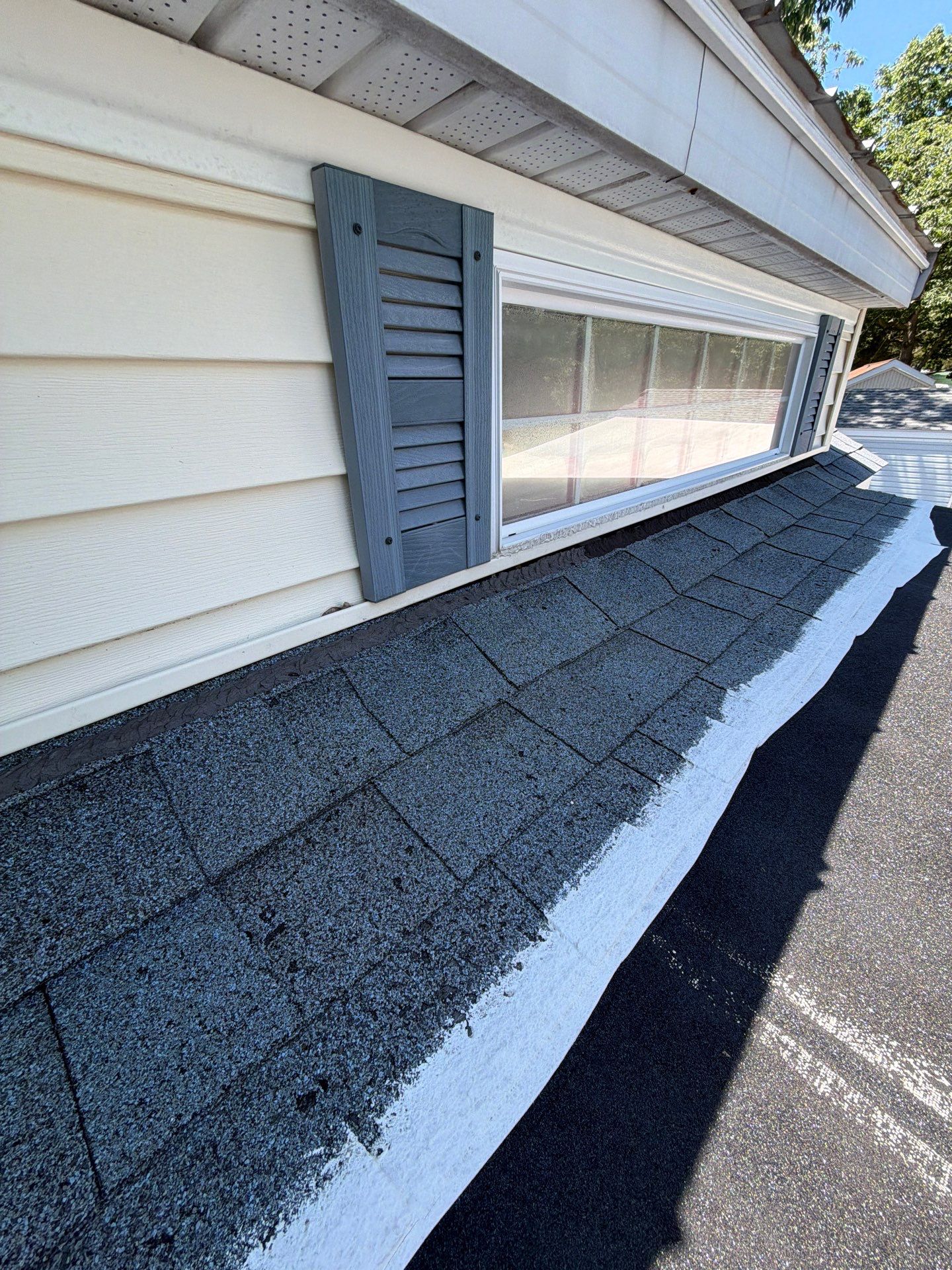 White Standing Seam Metal Roof Installation in Wake, VA by Cade Construction